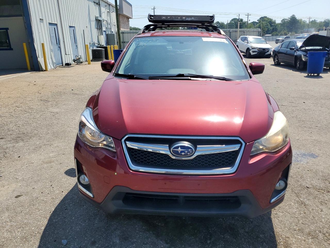 2017 Subaru Crosstrek Premium Burgundy vin: JF2GPABC2HH234307
