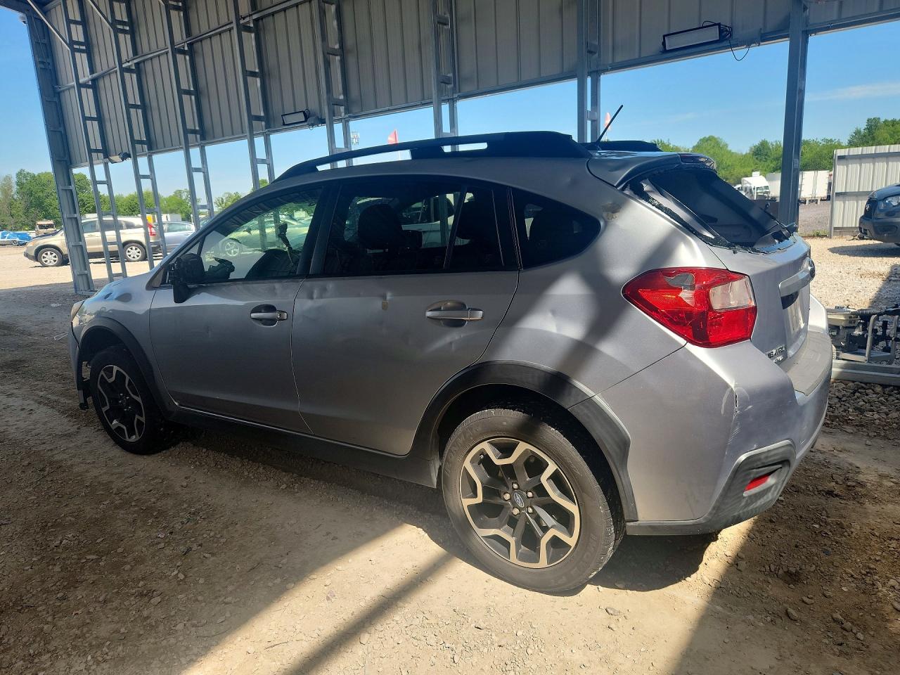 2016 Subaru Crosstrek Premium Silver vin: JF2GPABC3G8325763