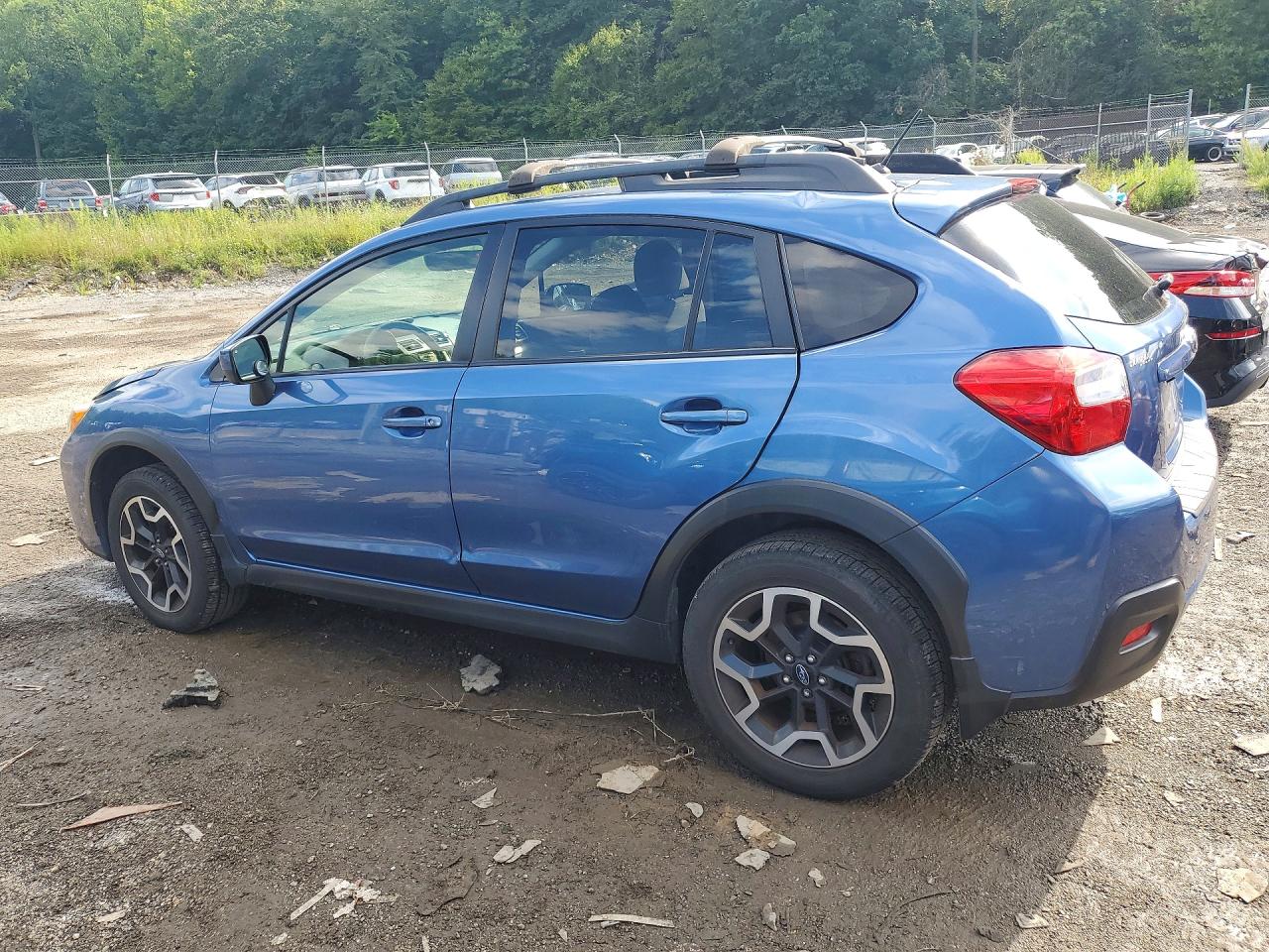 2017 Subaru Crosstrek Premium Blue vin: JF2GPABC3H8210923