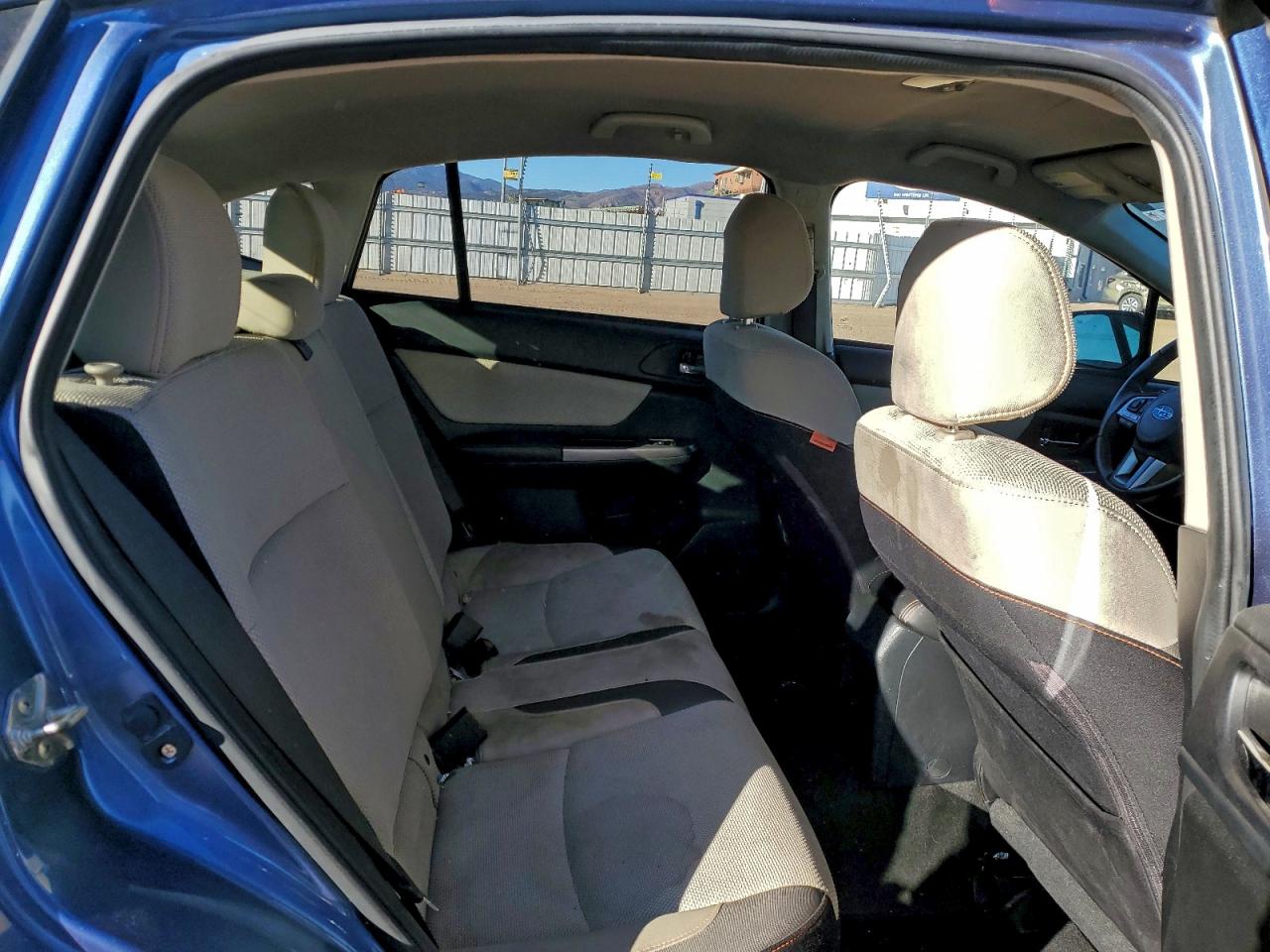 2017 Subaru Crosstrek Premium Blue vin: JF2GPABC3HH239371