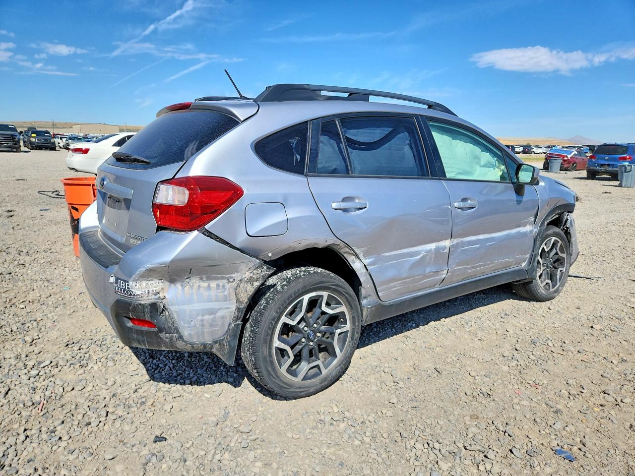 2016 Subaru Crosstrek Premium Silver vin: JF2GPABC5G8342709