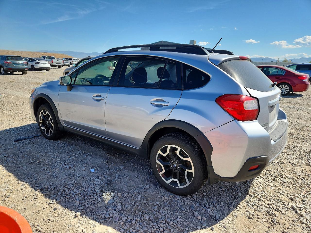 2016 Subaru Crosstrek Premium Silver vin: JF2GPABC5G8342709