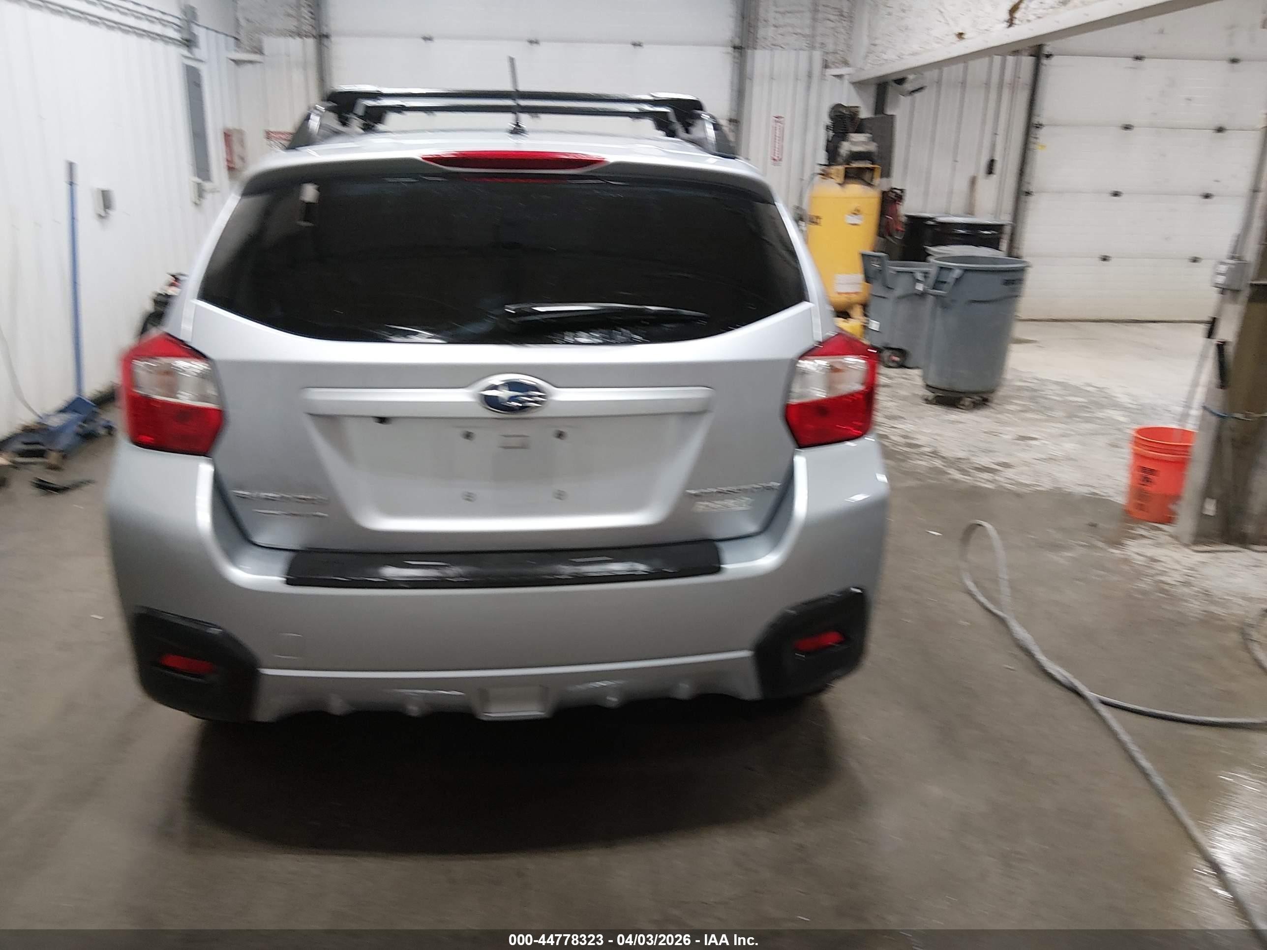 2016 Subaru Crosstrek 2.0i Premium Silver vin: JF2GPABC6G8306530