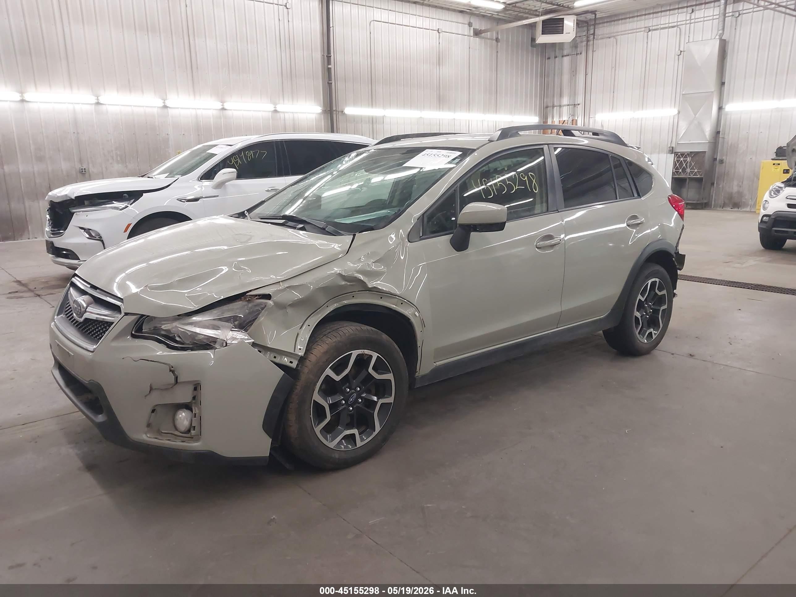 2016 Subaru Crosstrek 2.0i Premium Cream vin: JF2GPABC8G8223892