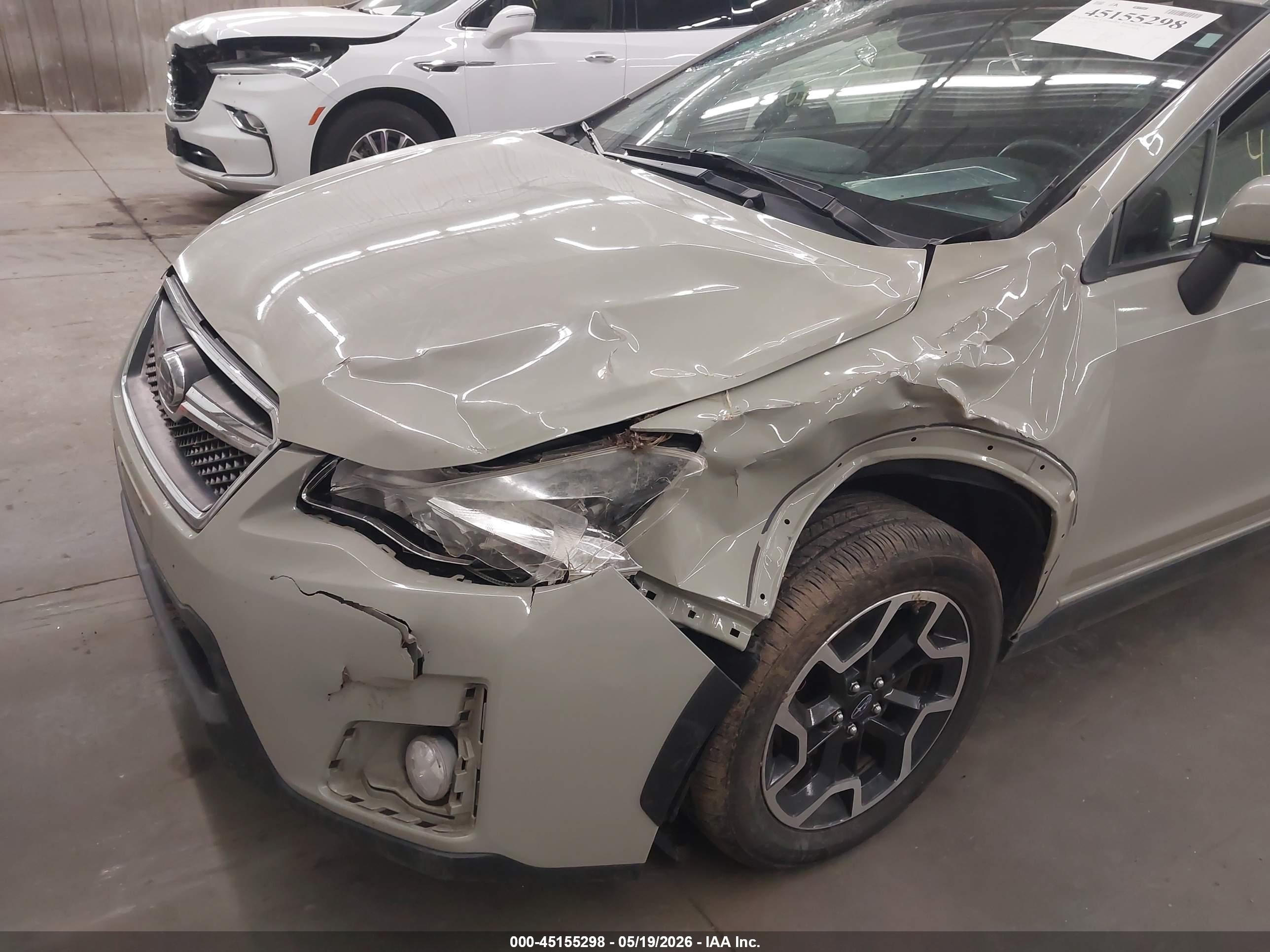2016 Subaru Crosstrek 2.0i Premium Cream vin: JF2GPABC8G8223892