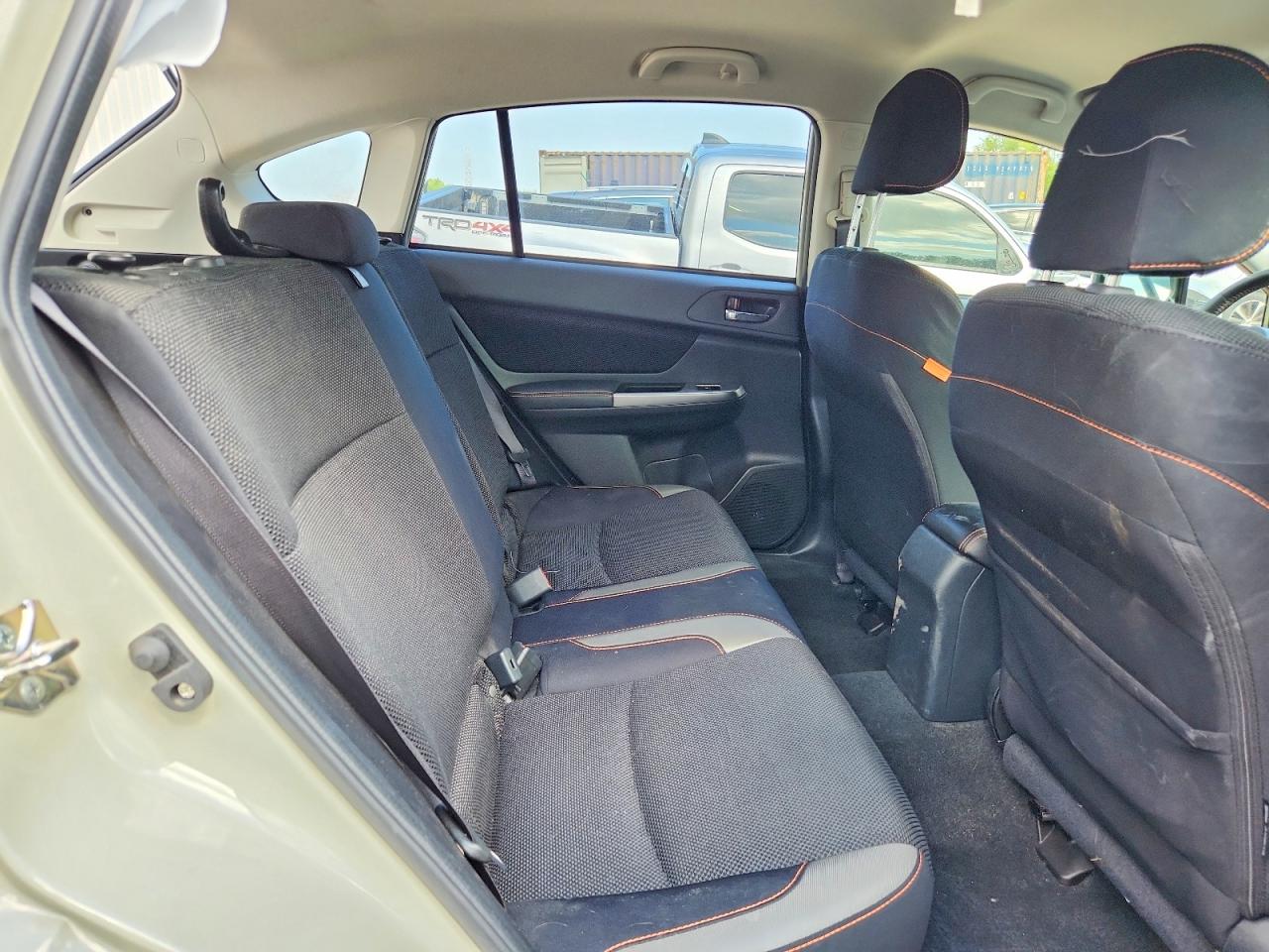 2016 Subaru Crosstrek Premium Gray vin: JF2GPABC8G8327654