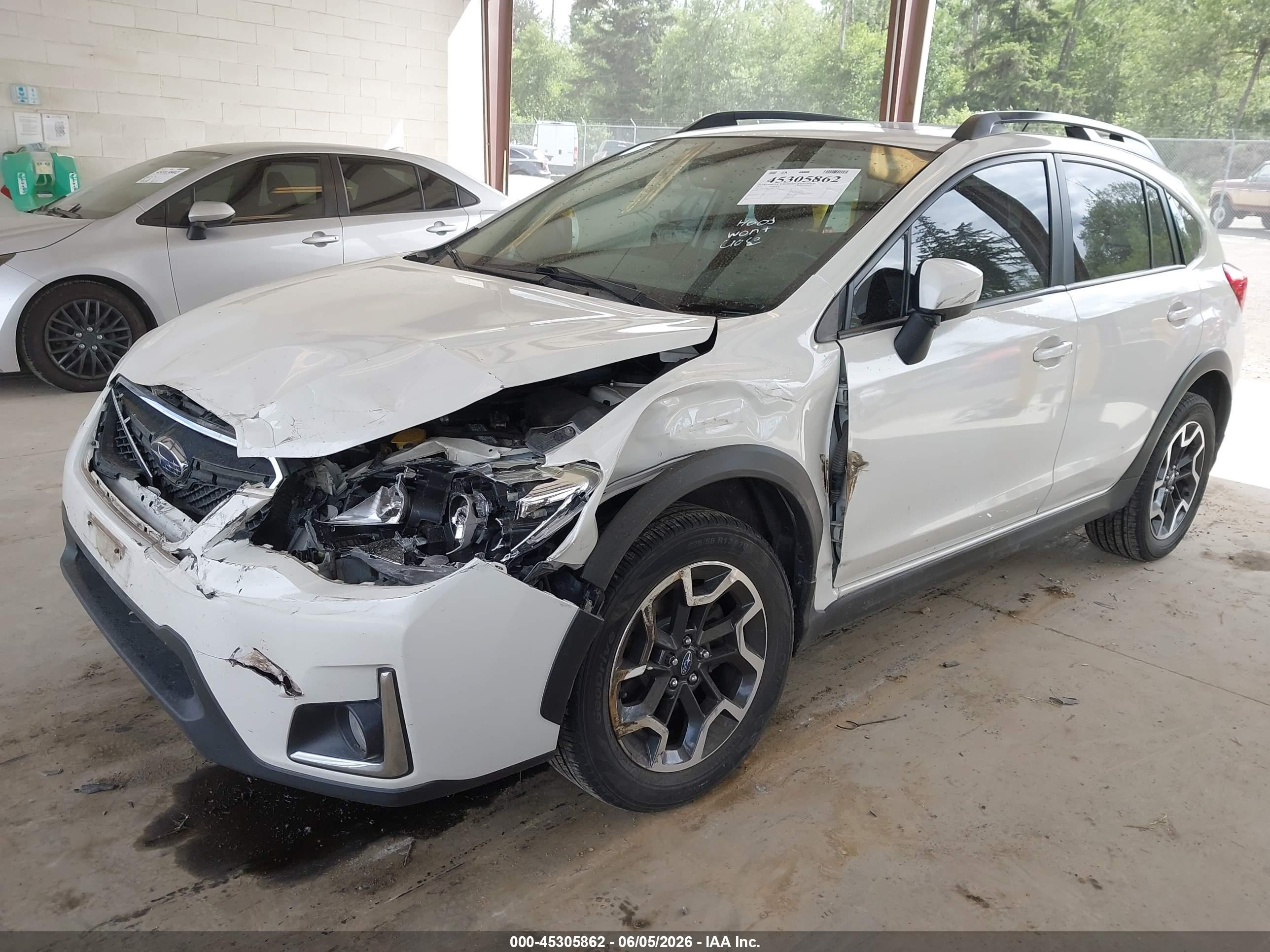 2017 Subaru Crosstrek 2.0i Premium White vin: JF2GPABC8H8210920