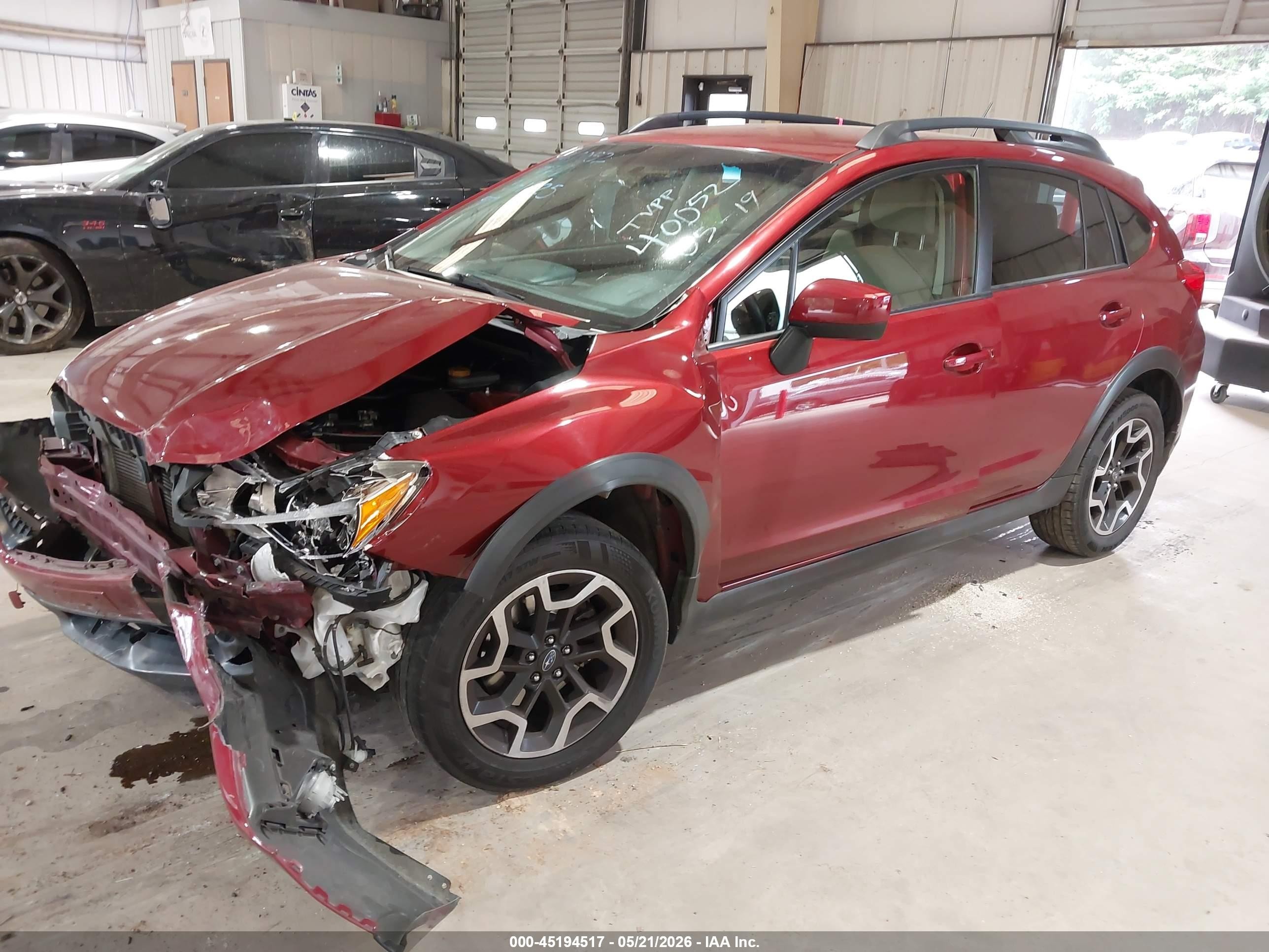 2016 Subaru Crosstrek 2.0i Premium Burgundy vin: JF2GPABC9G8207068