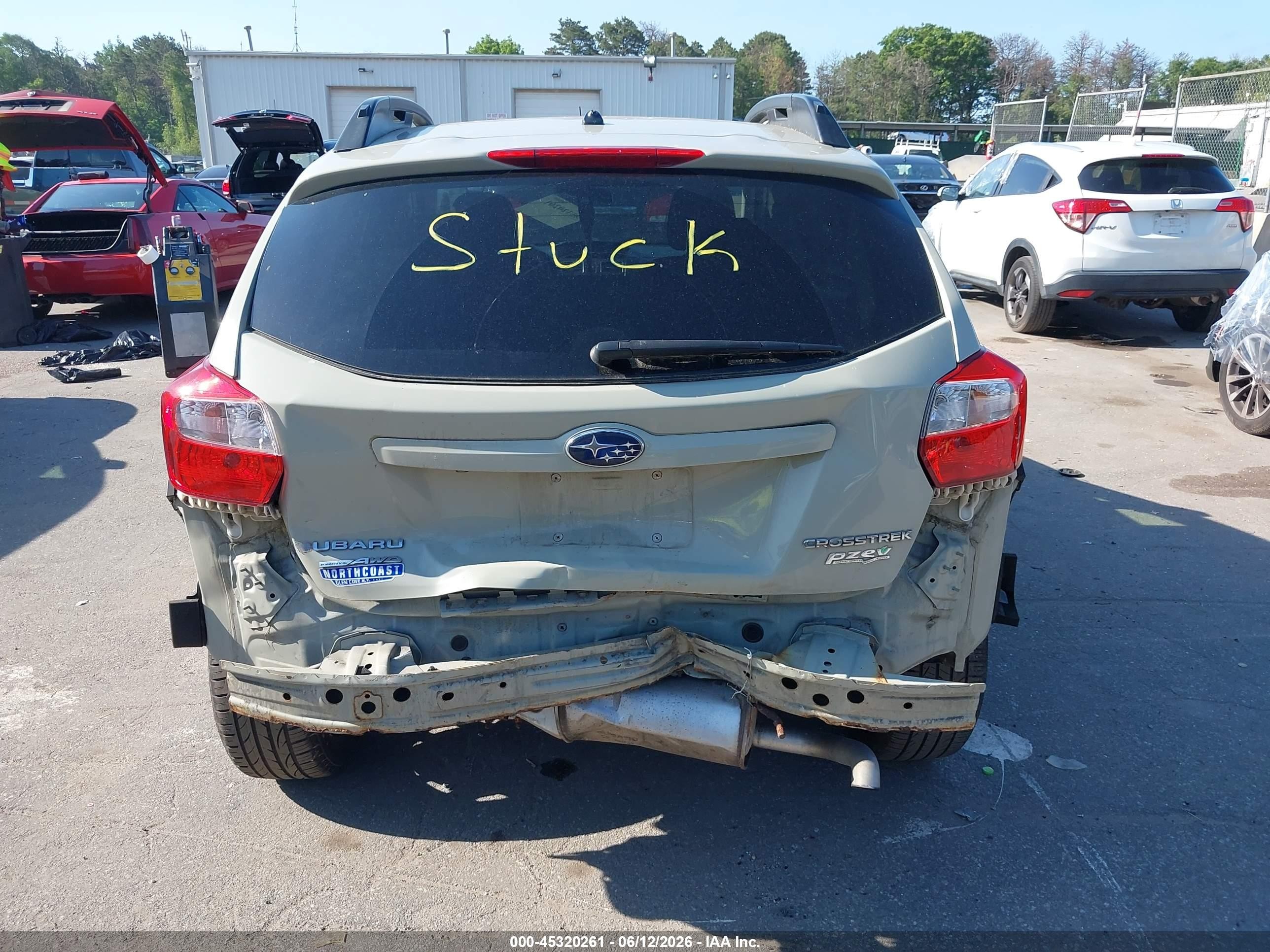 2016 Subaru Crosstrek 2.0i Premium Gray vin: JF2GPABCXGH202865