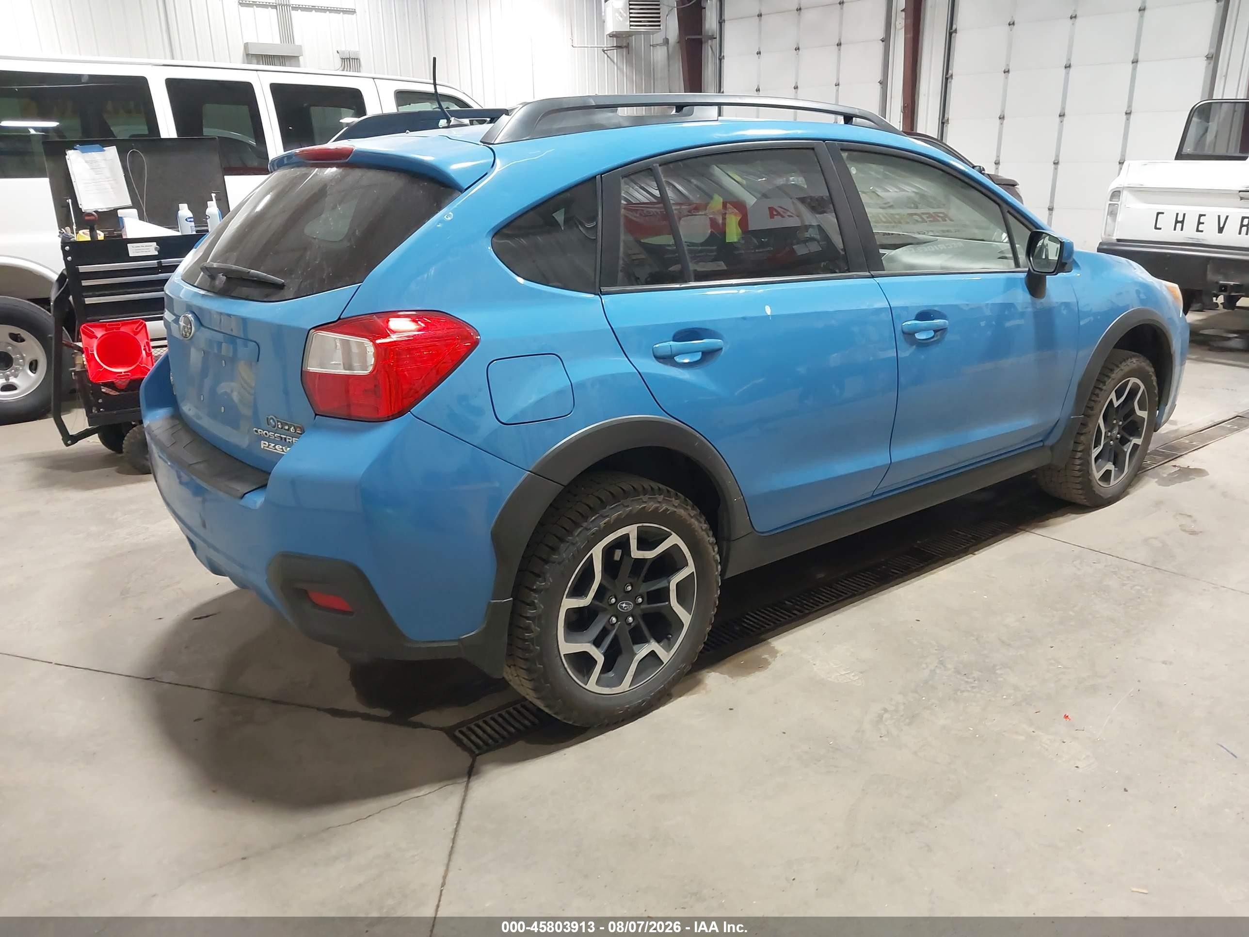 2017 Subaru Crosstrek 2.0i Premium Blue vin: JF2GPABCXHH275994