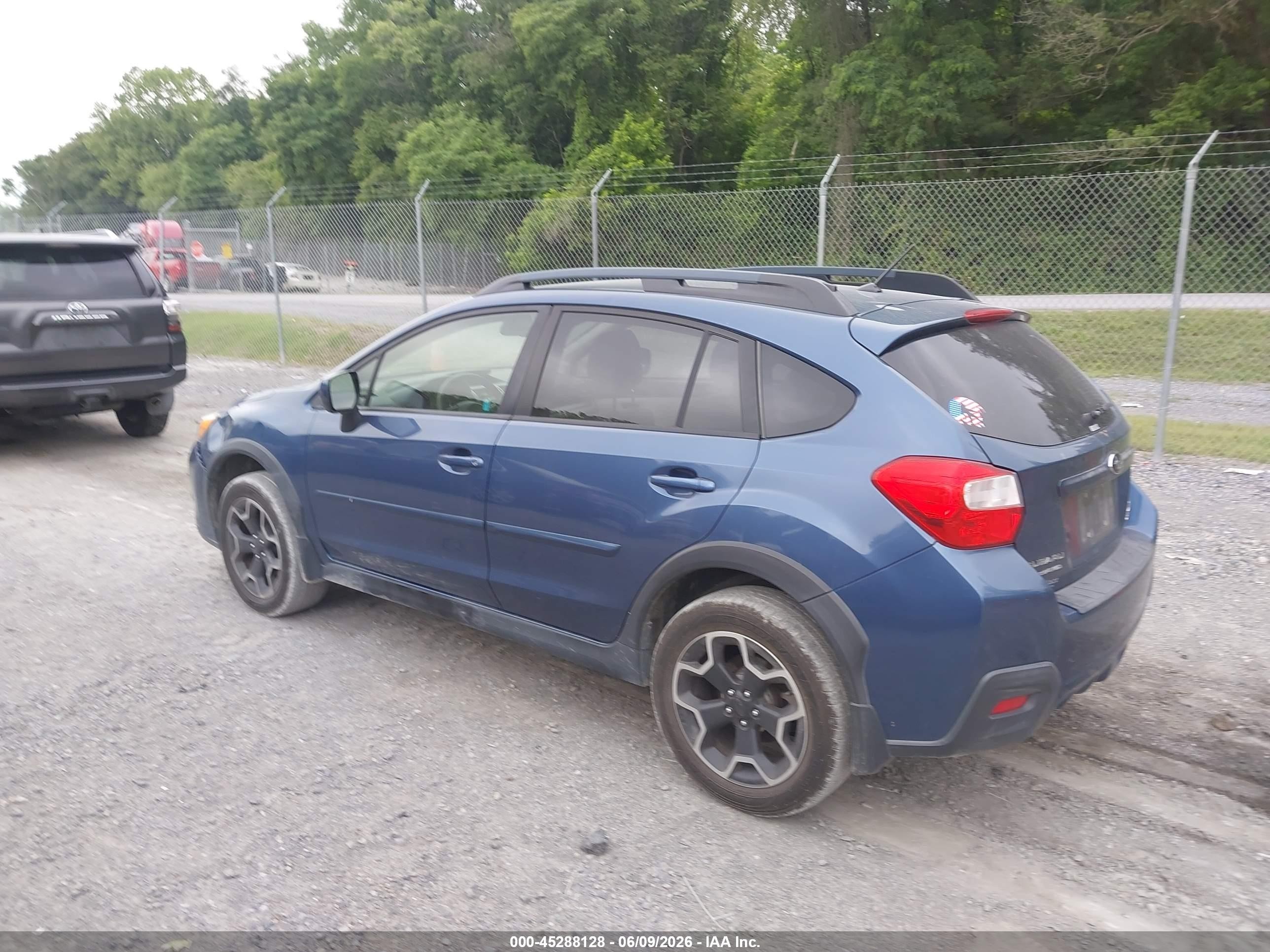 2013 Subaru Xv Crosstrek 2.0i Premium Blue vin: JF2GPACC0D1214641