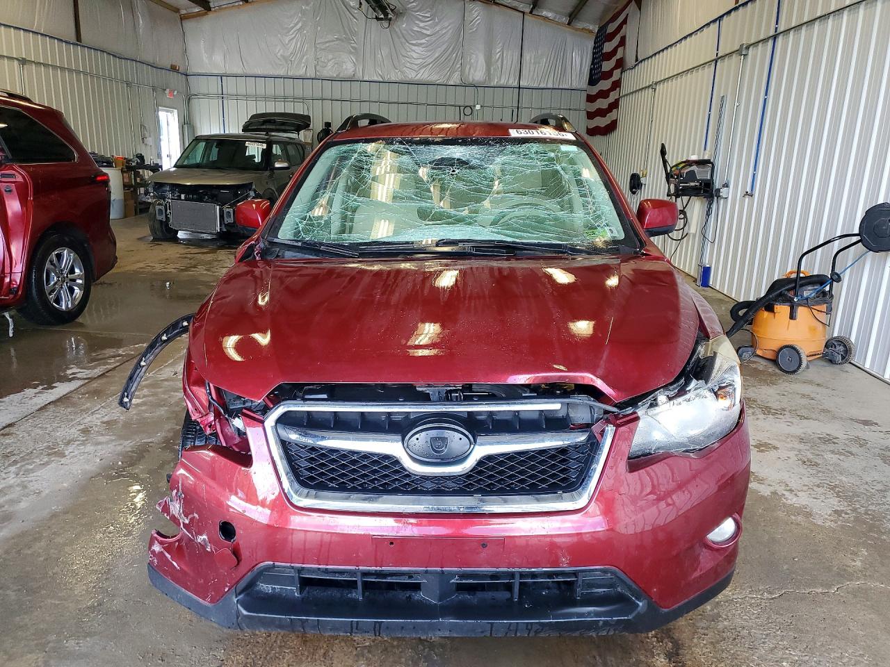 2014 Subaru Xv Crosstrek 2.0 Premium Burgundy vin: JF2GPACC0E8230640