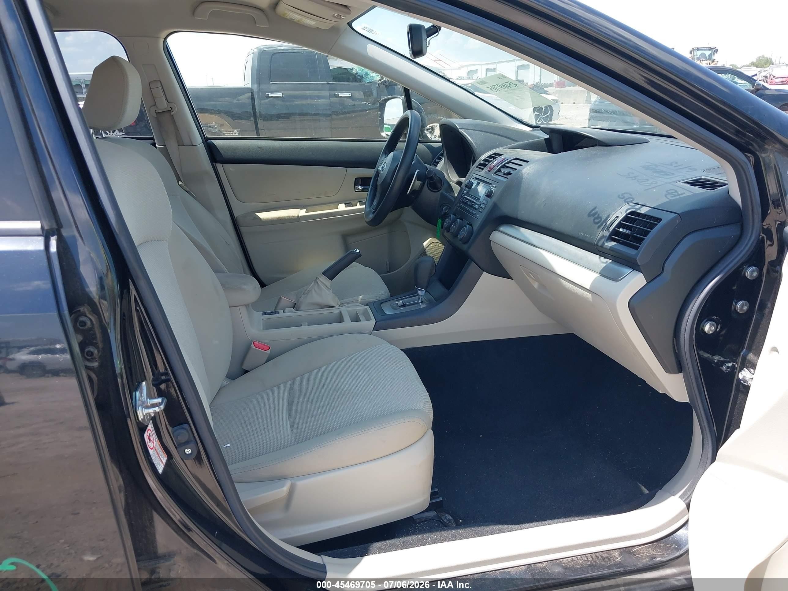 2014 Subaru Xv Crosstrek 2.0i Premium Black vin: JF2GPACC0E8264755