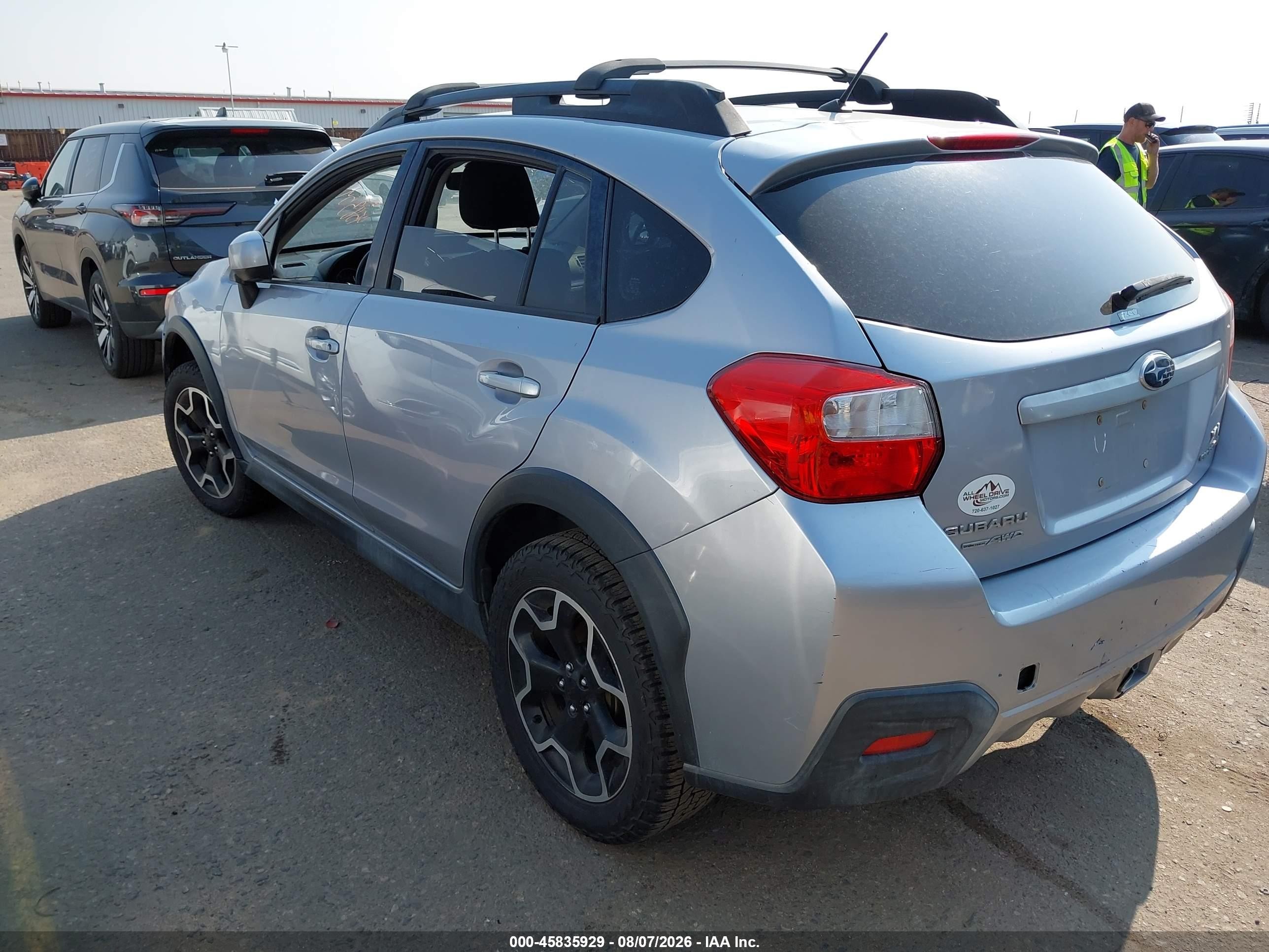 2014 Subaru Xv Crosstrek 2.0i Premium Silver vin: JF2GPACC0E9330344