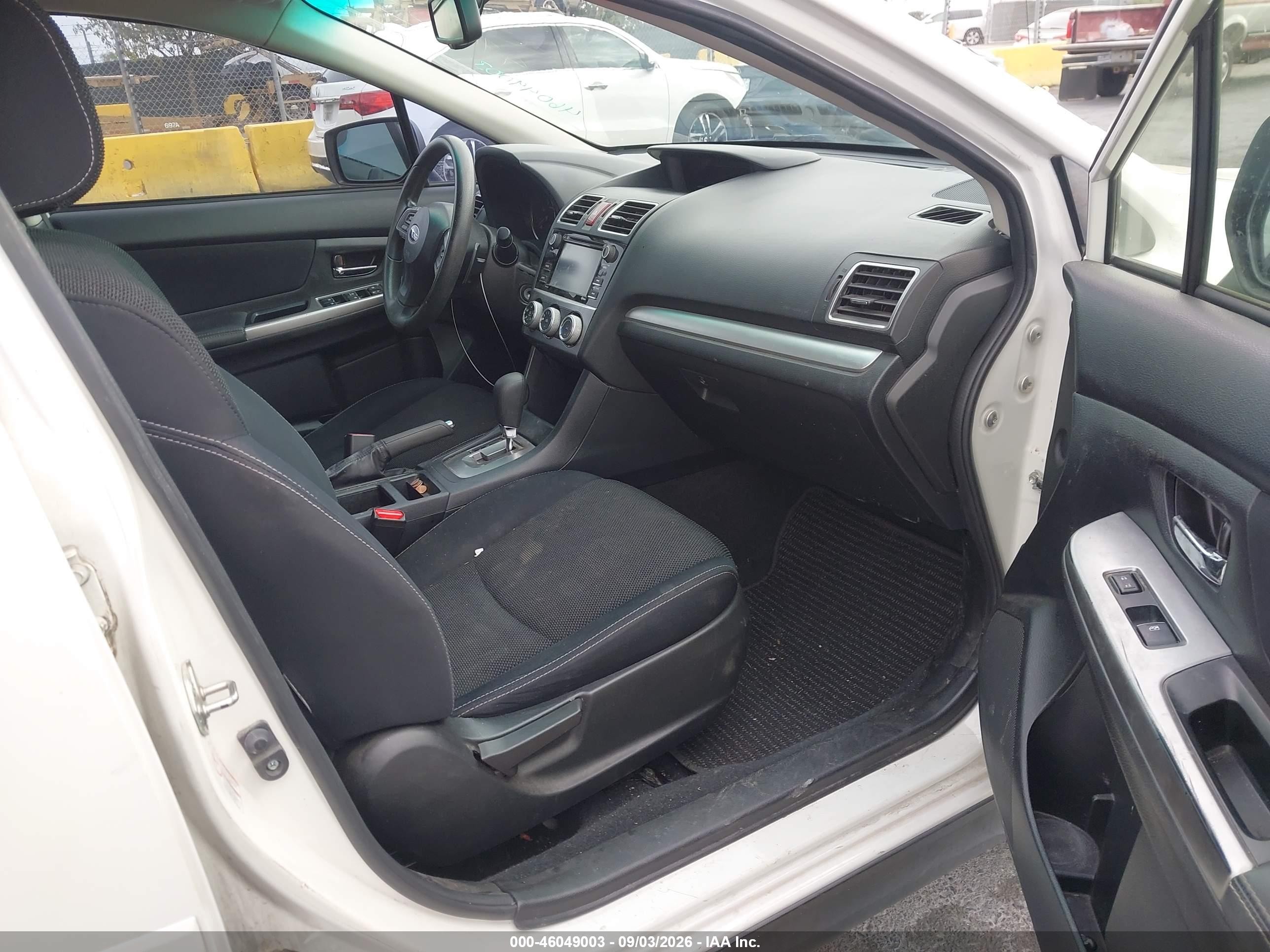 2015 Subaru Xv Crosstrek 2.0i Premium White vin: JF2GPACC0F8257824