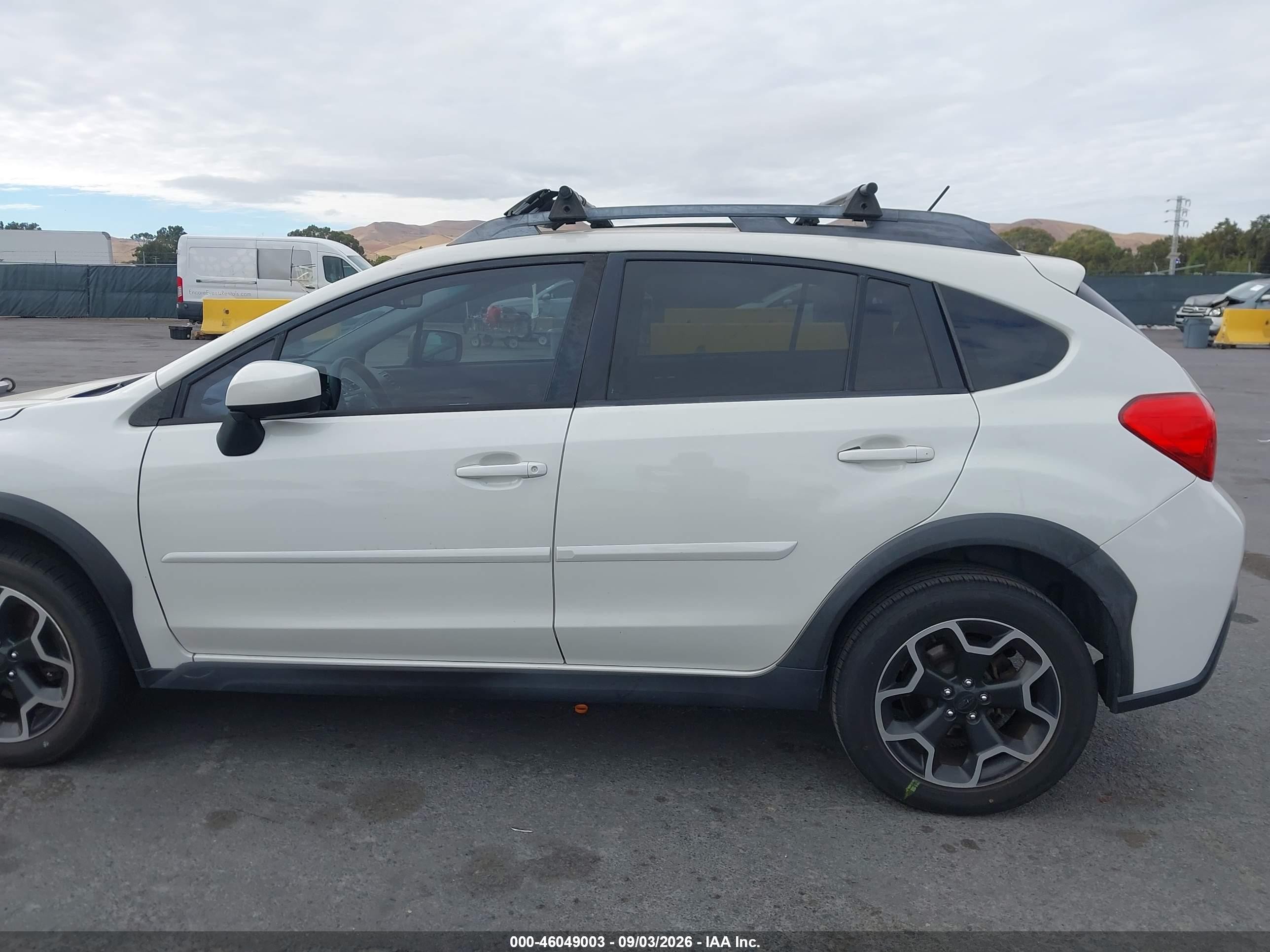 2015 Subaru Xv Crosstrek 2.0i Premium White vin: JF2GPACC0F8257824