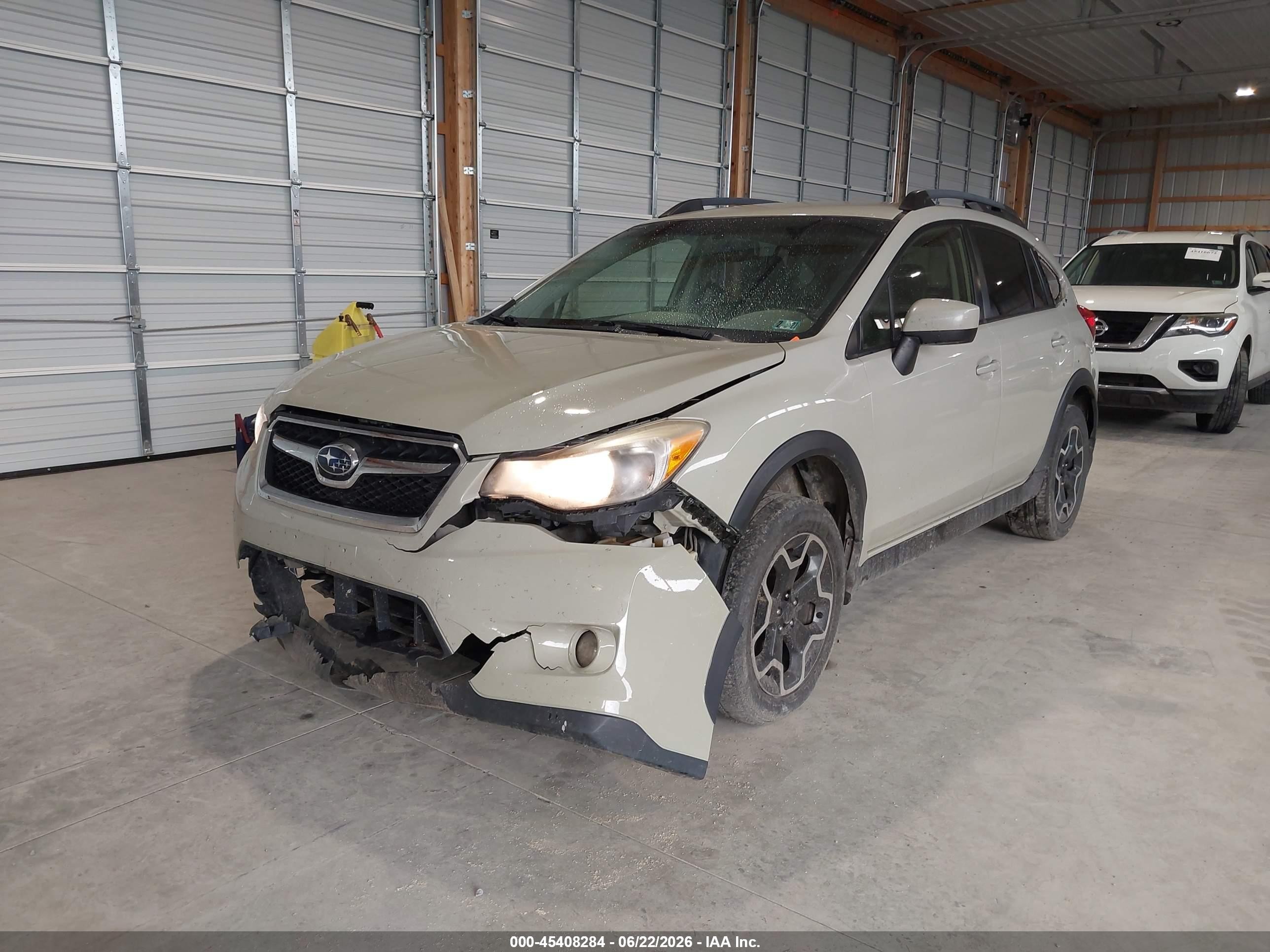 2015 Subaru Xv Crosstrek 2.0i Premium Beige vin: JF2GPACC0F9310175