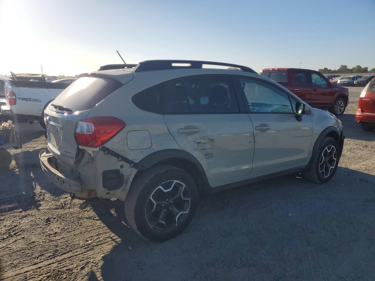 2015 Subaru Xv Crosstrek Beige vin: JF2GPACC1F8216862