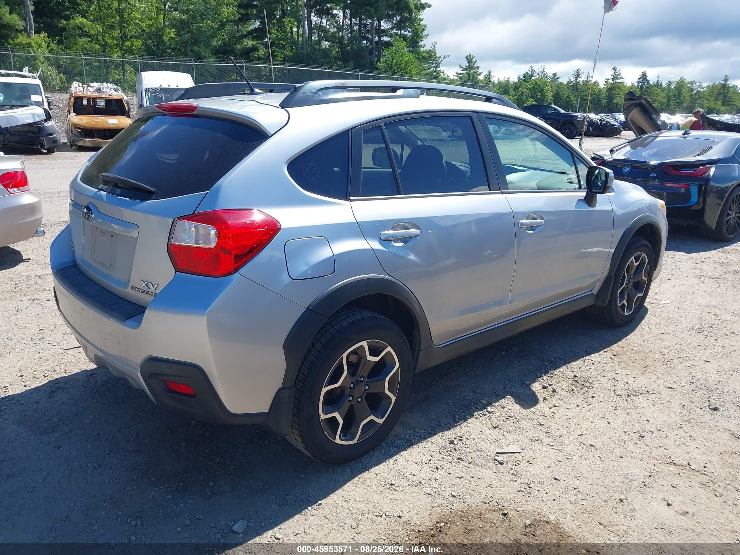 2013 Subaru Xv Crosstrek 2.0i Premium Silver vin: JF2GPACC2D2846745