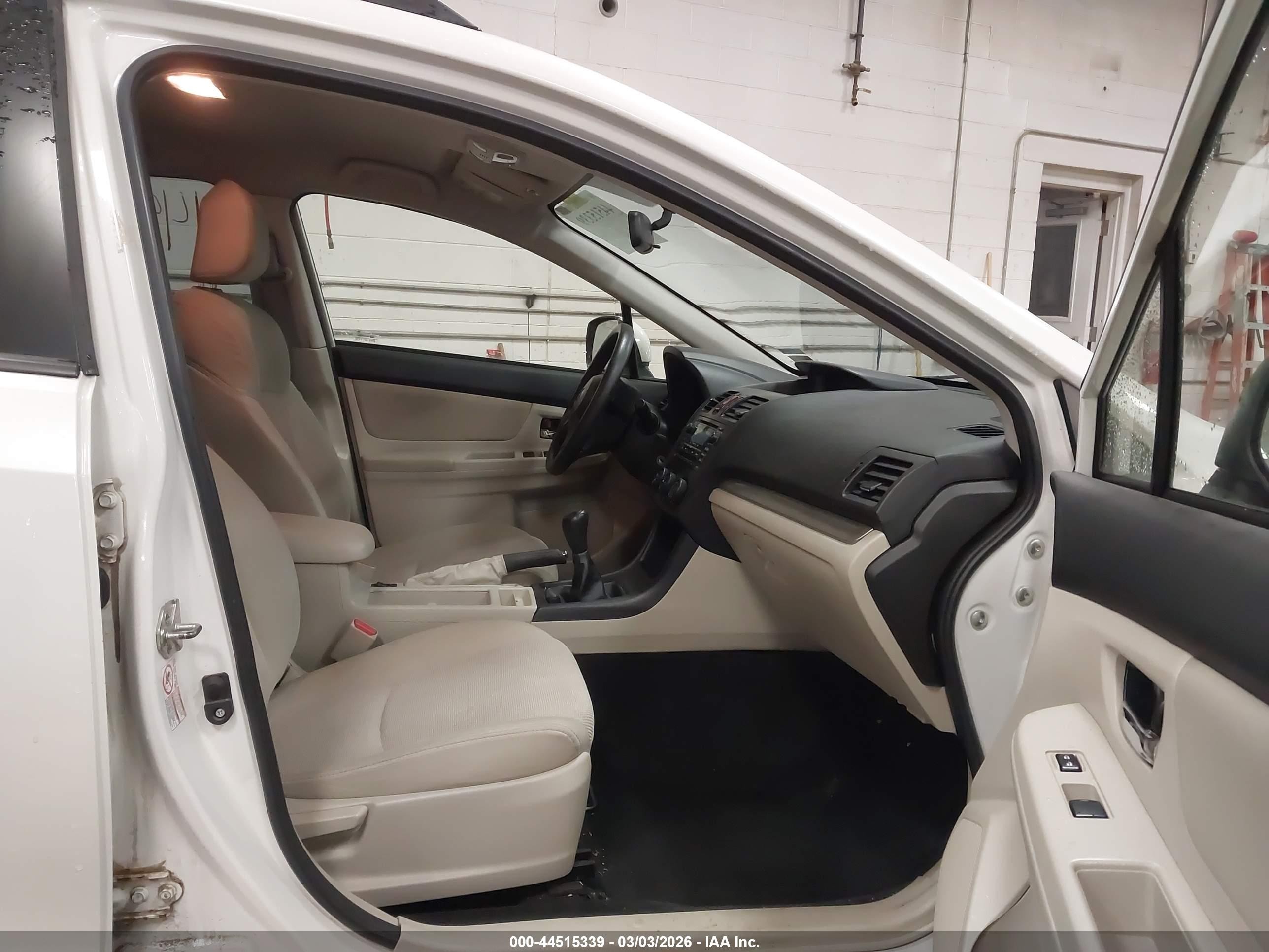 2013 Subaru Xv Crosstrek 2.0i Premium White vin: JF2GPACC2DG852516