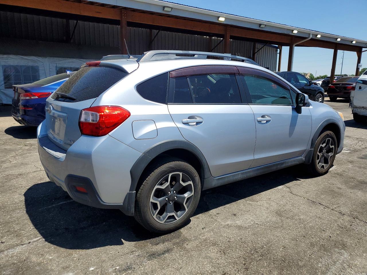 2014 Subaru Xv Crosstrek 2.0 Premium Silver vin: JF2GPACC2E8221681