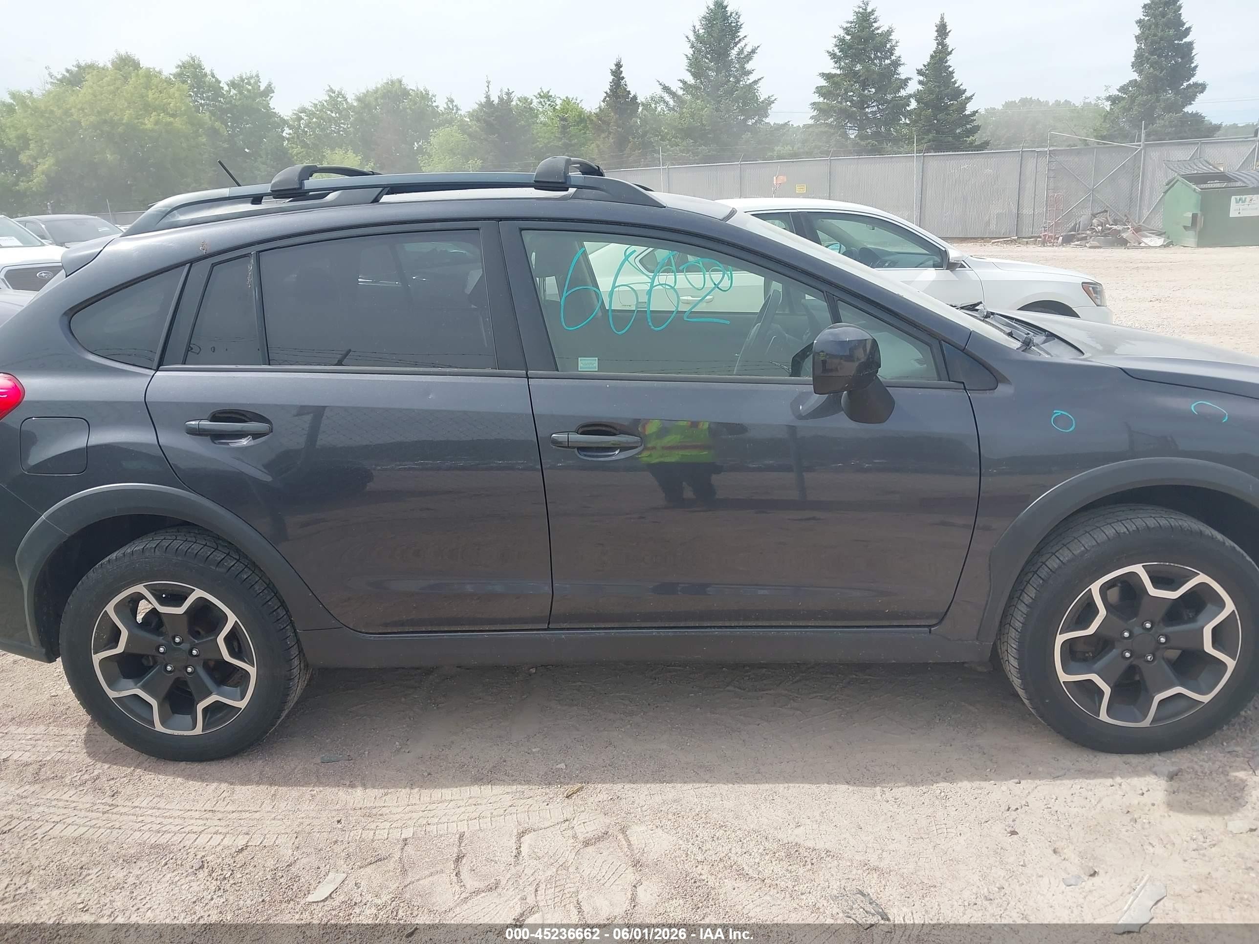 2014 Subaru Xv Crosstrek 2.0i Premium Blue vin: JF2GPACC3E8304634