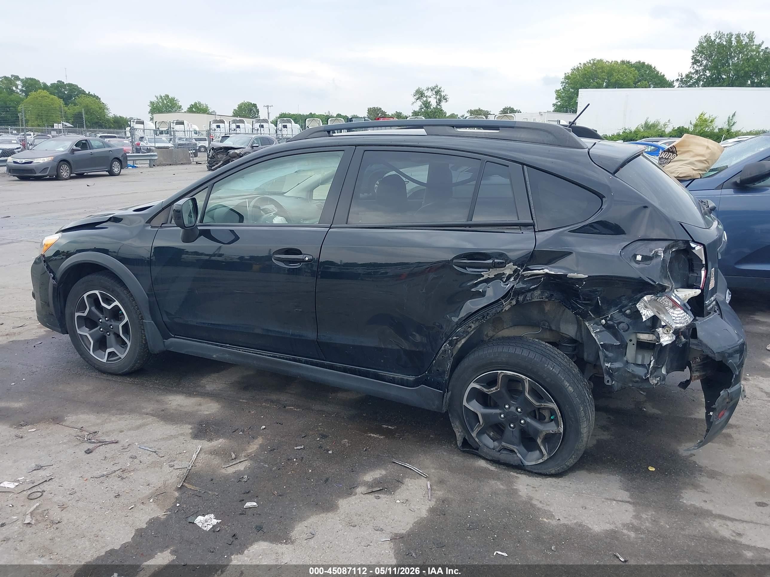 2014 Subaru Xv Crosstrek 2.0i Premium Black vin: JF2GPACC3E8308747