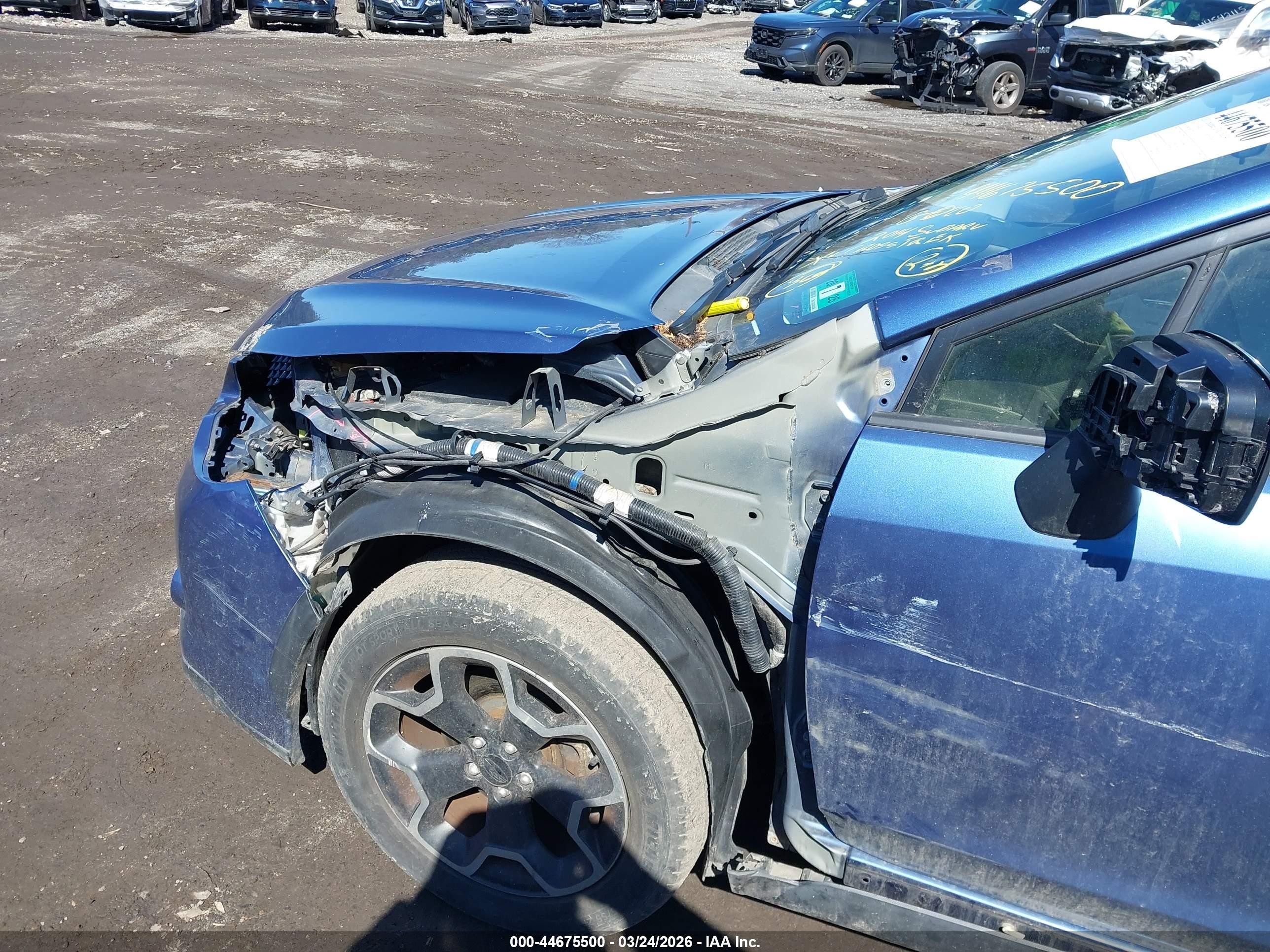2014 Subaru Xv Crosstrek 2.0i Premium Blue vin: JF2GPACC3EH203772