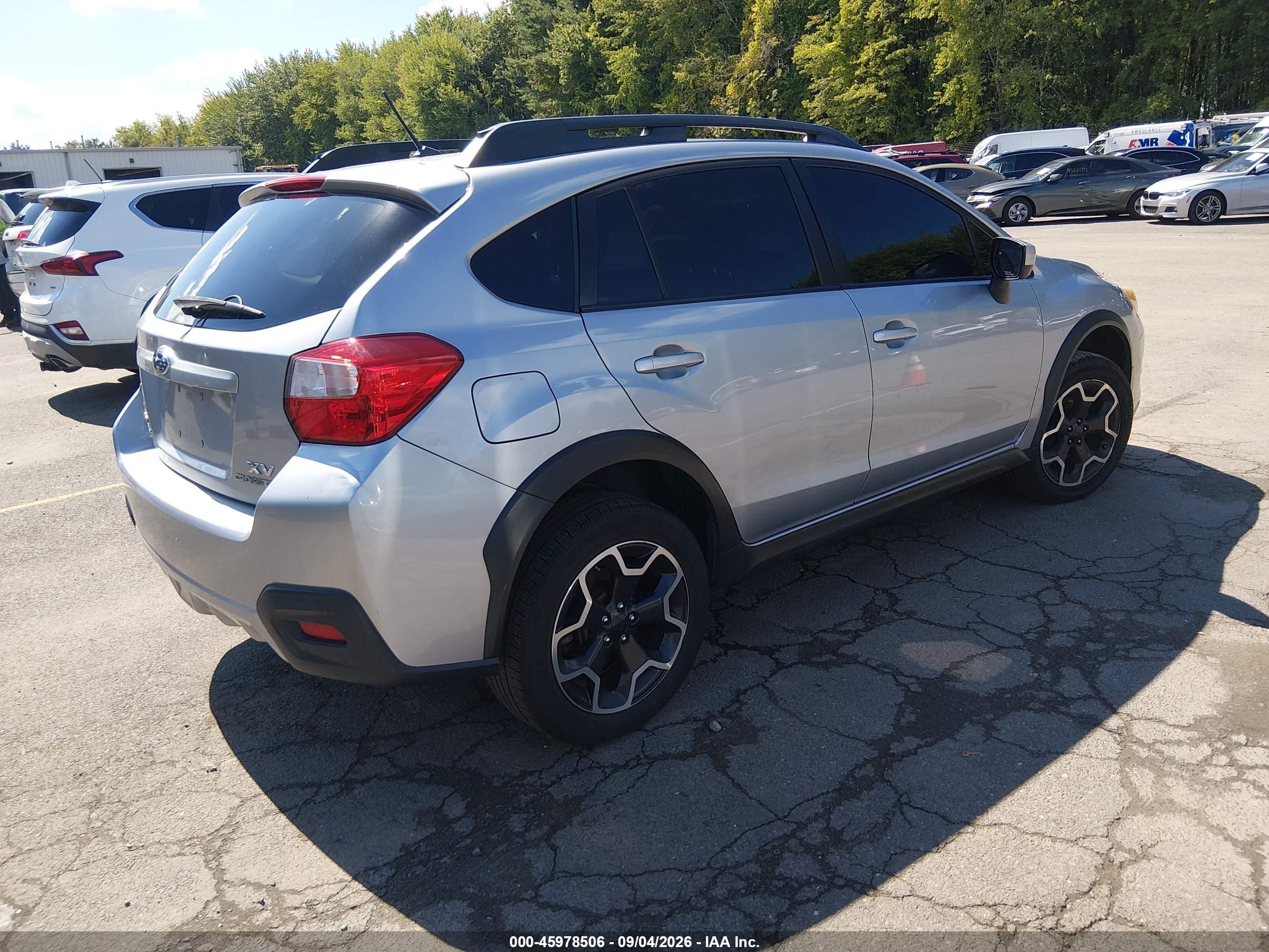 2015 Subaru Xv Crosstrek 2.0i Premium Silver vin: JF2GPACC3F8255968