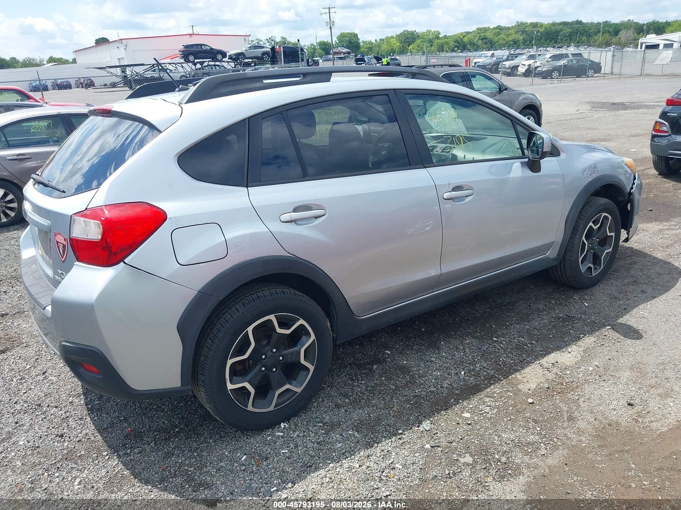 2013 Subaru Xv Crosstrek 2.0i Premium Silver vin: JF2GPACC4D2855284