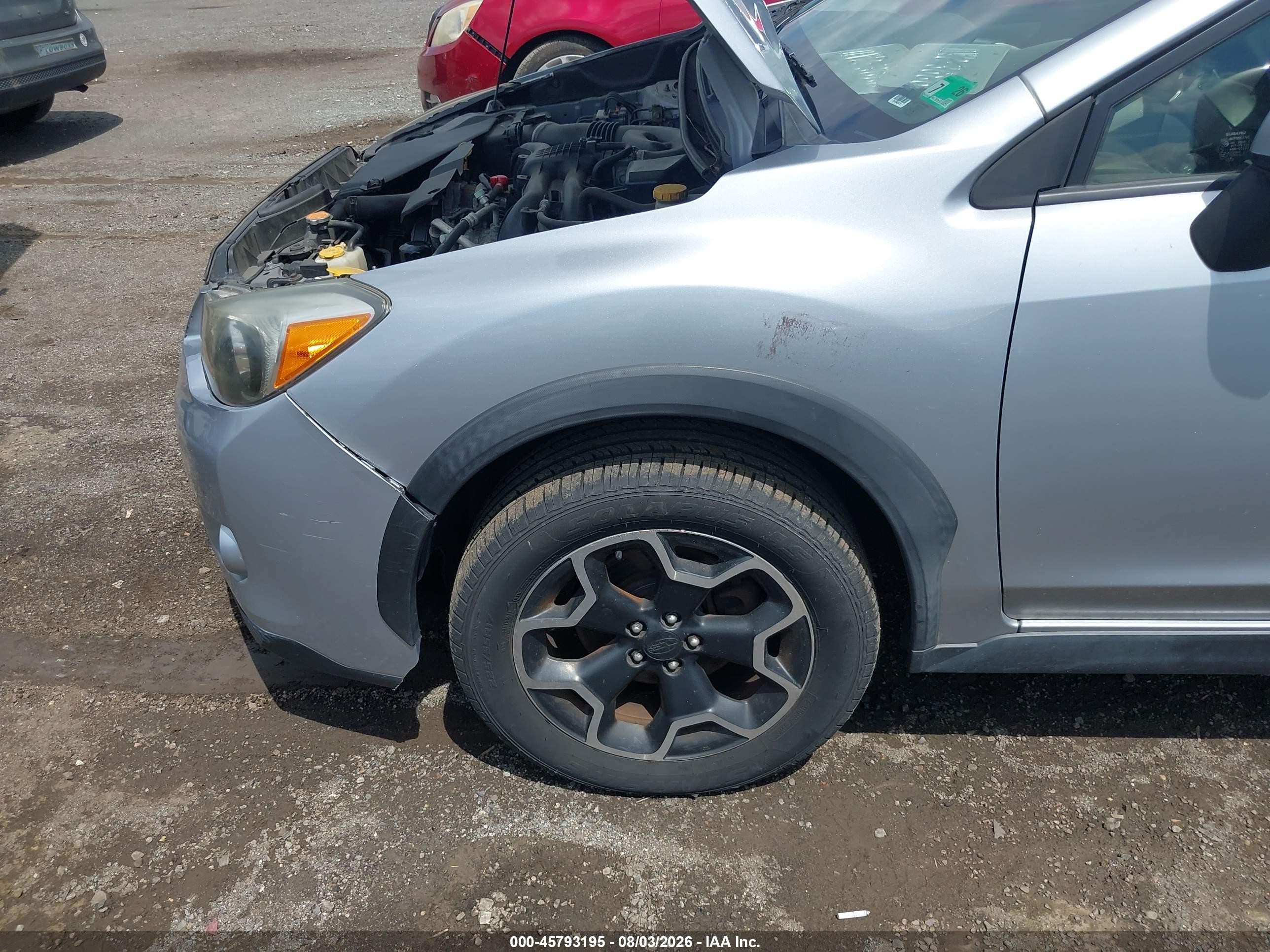 2013 Subaru Xv Crosstrek 2.0i Premium Silver vin: JF2GPACC4D2855284