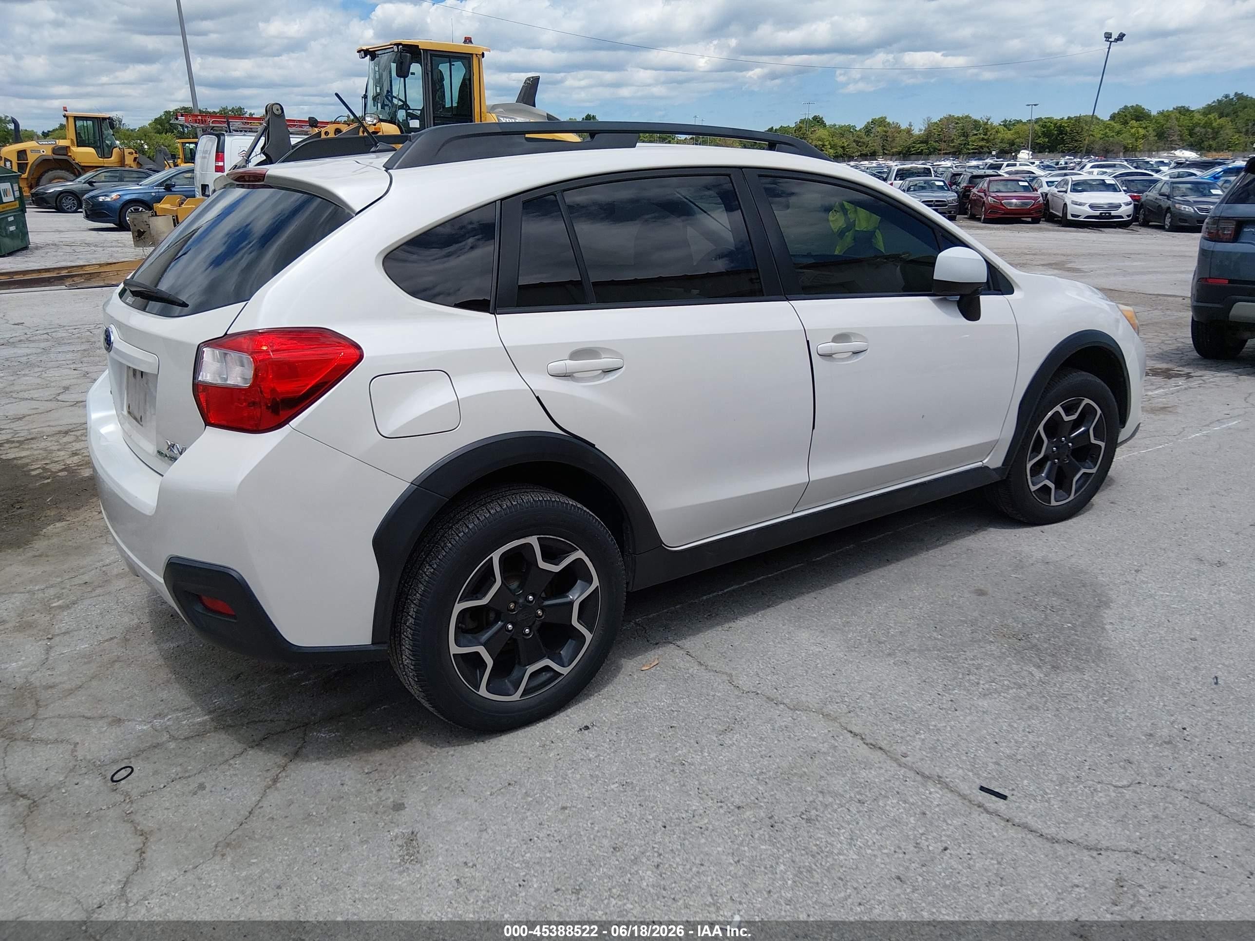 2014 Subaru Xv Crosstrek 2.0i Premium White vin: JF2GPACC4E8258635