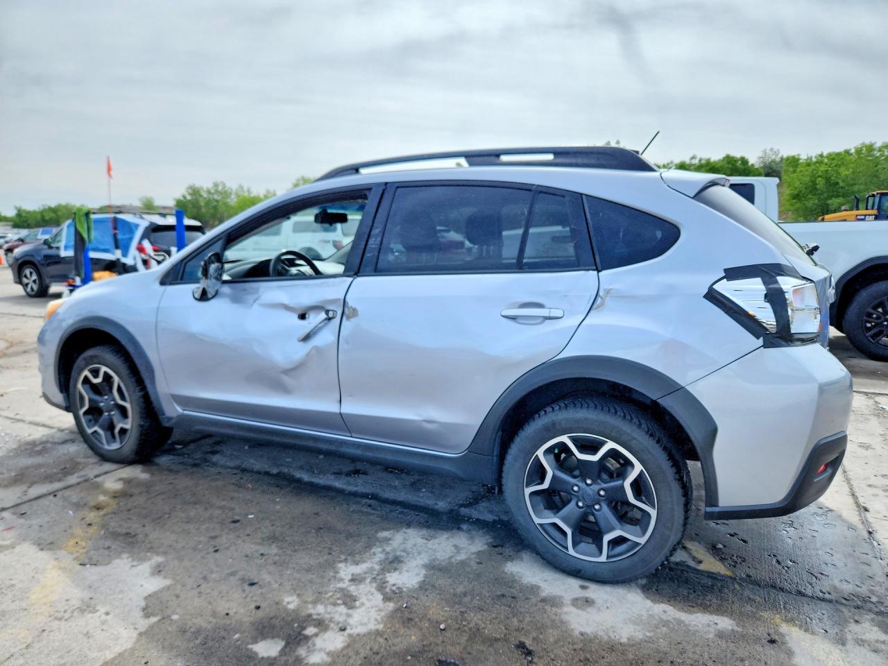 2014 Subaru Xv Crosstrek 2.0 Premium Silver vin: JF2GPACC4E8306604