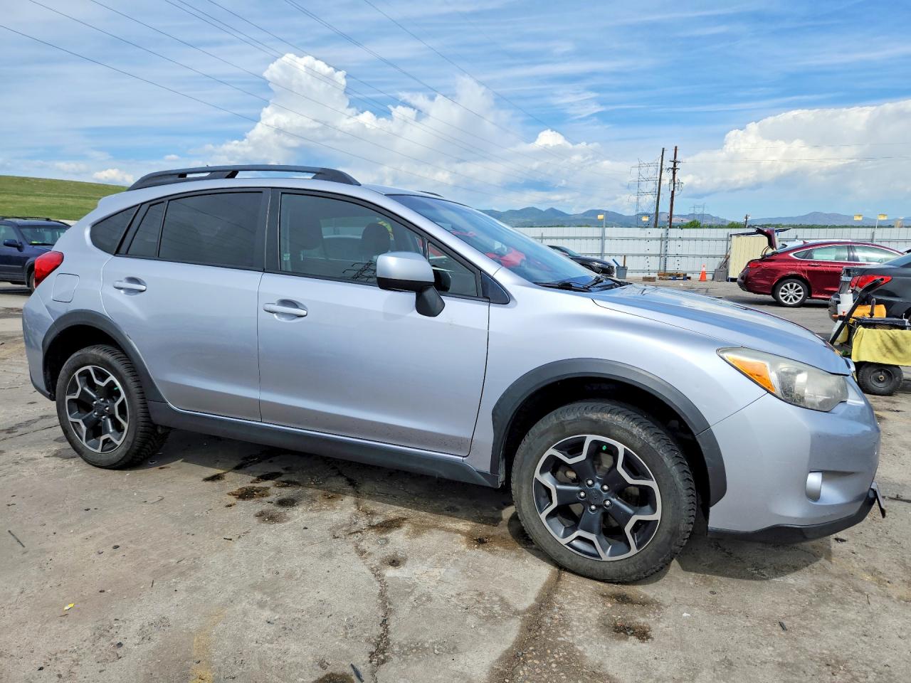 2014 Subaru Xv Crosstrek 2.0 Premium Silver vin: JF2GPACC4E8306604