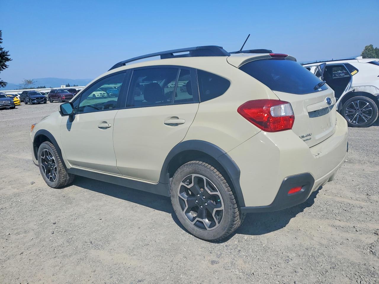 2015 Subaru Xv Crosstrek 2.0 Premium Tan vin: JF2GPACC4F8317720