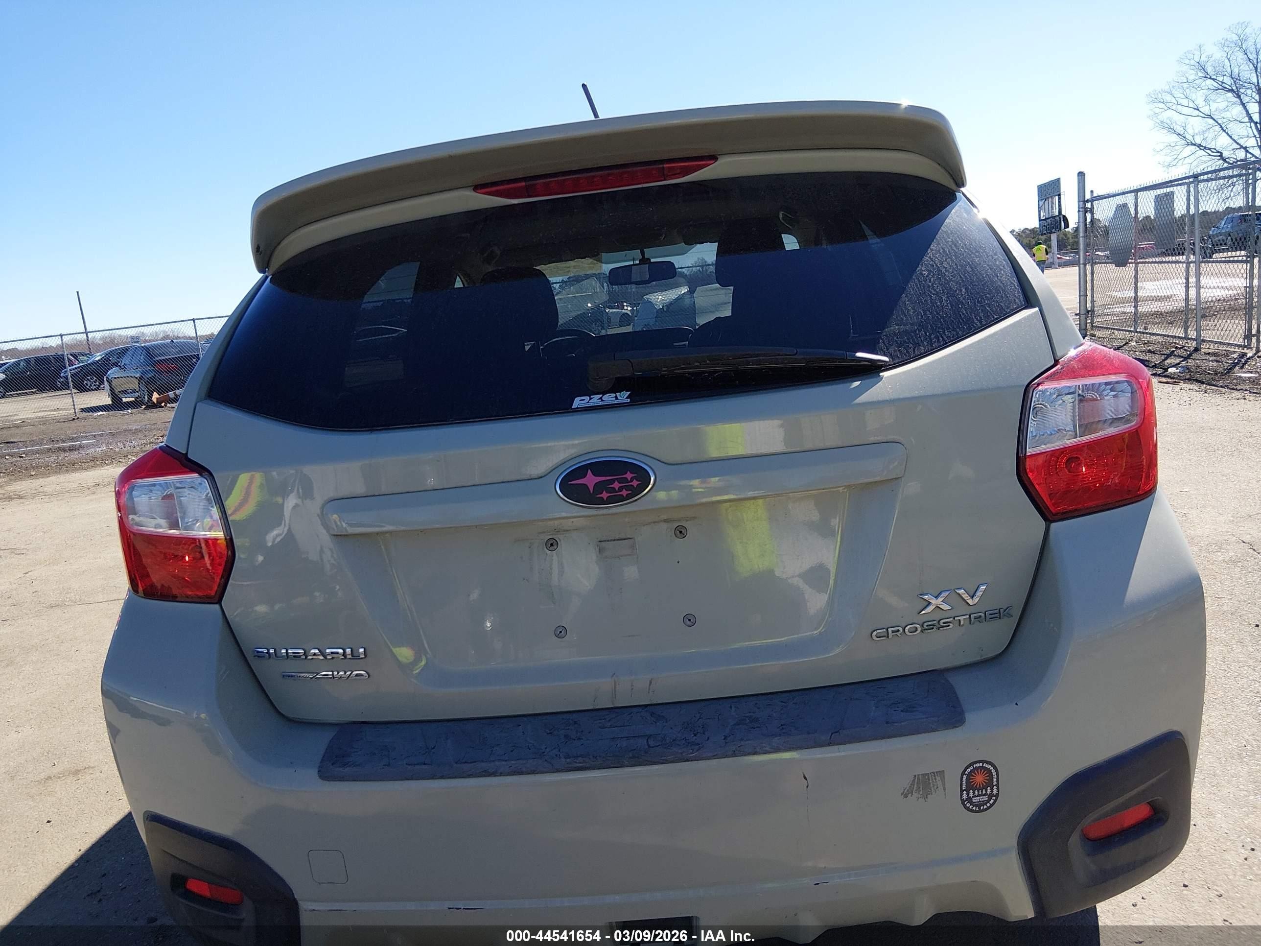 2014 Subaru Xv Crosstrek 2.0i Premium Gray vin: JF2GPACC5E8217415
