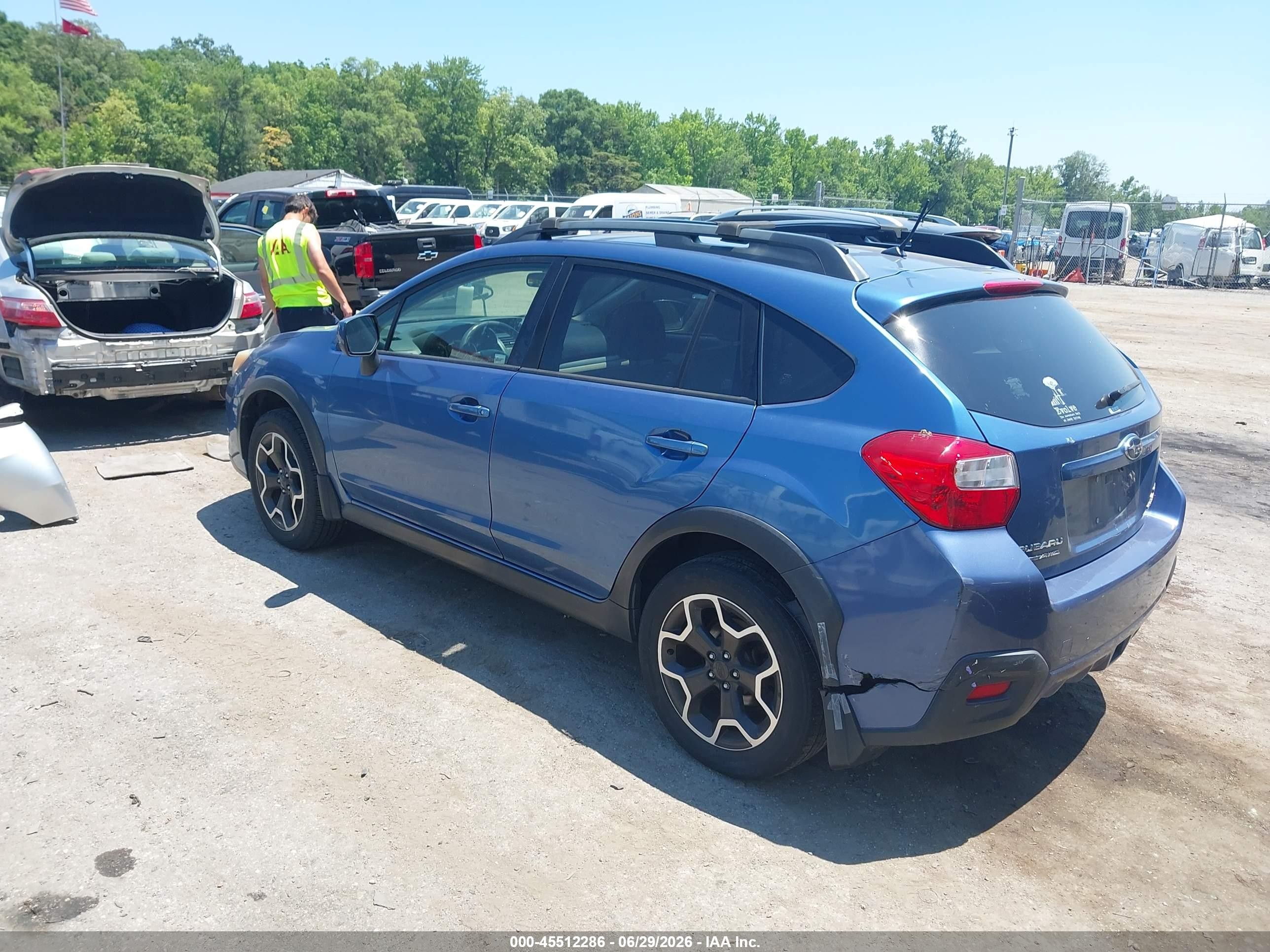 2014 Subaru Xv Crosstrek 2.0i Premium Blue vin: JF2GPACC5E8298884