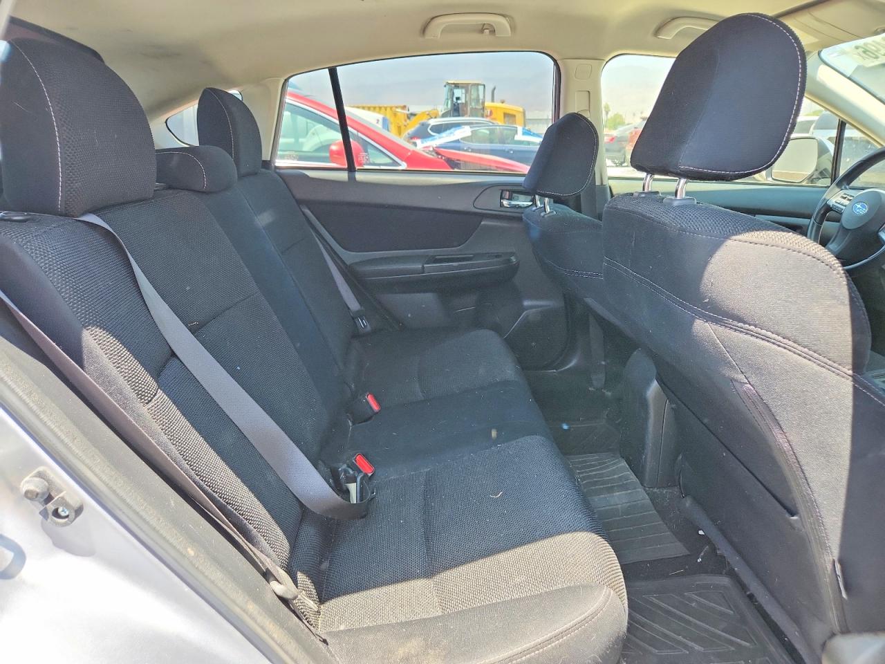 2014 Subaru Xv Crosstrek 2.0 Premium Silver vin: JF2GPACC5E9201810
