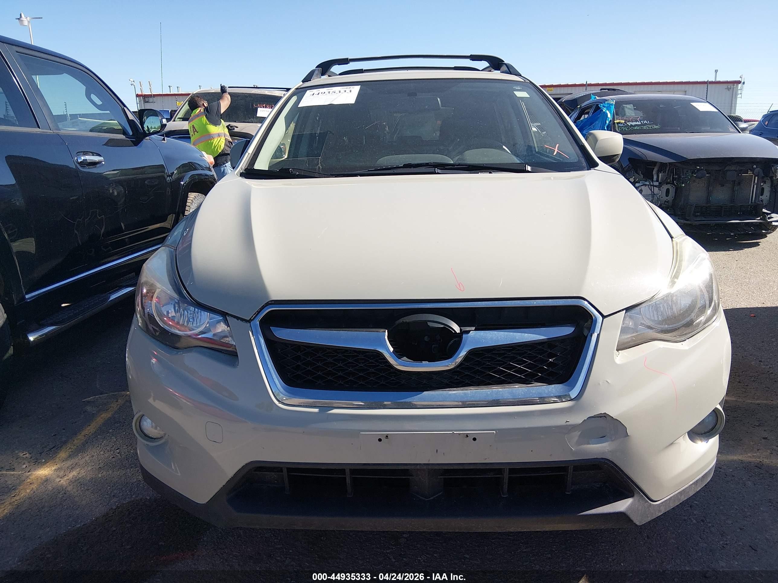 2014 Subaru Xv Crosstrek 2.0i Premium Cream vin: JF2GPACC5E9330260