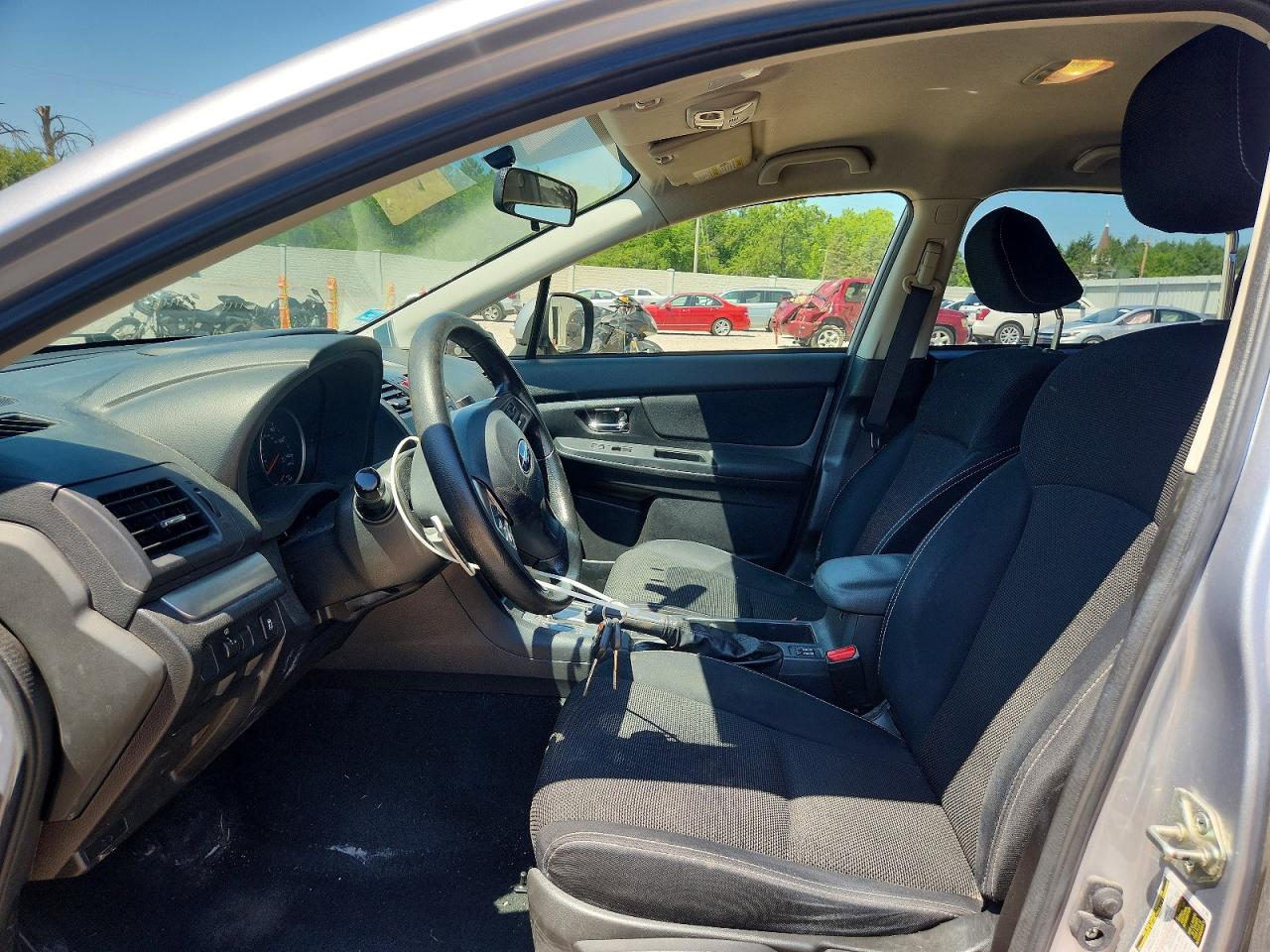 2014 Subaru Xv Crosstrek 2.0 Premium Silver vin: JF2GPACC6E8221795