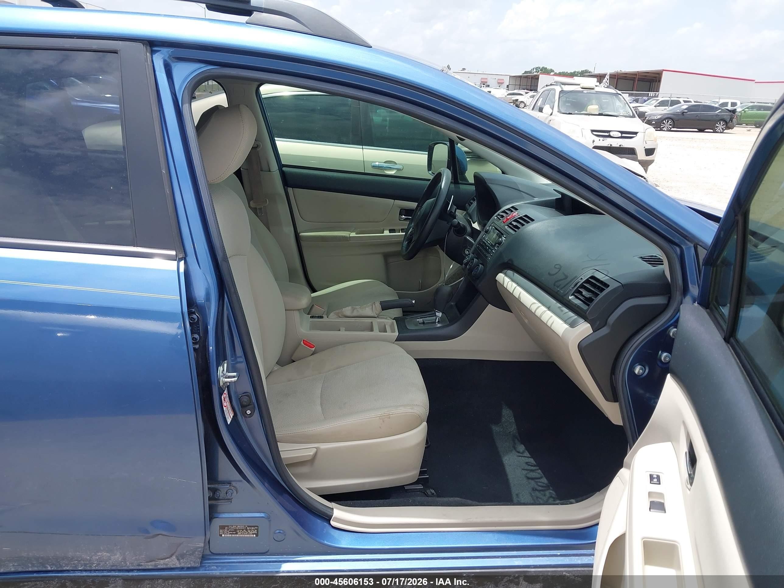 2014 Subaru Xv Crosstrek 2.0i Premium Blue vin: JF2GPACC6E8282421