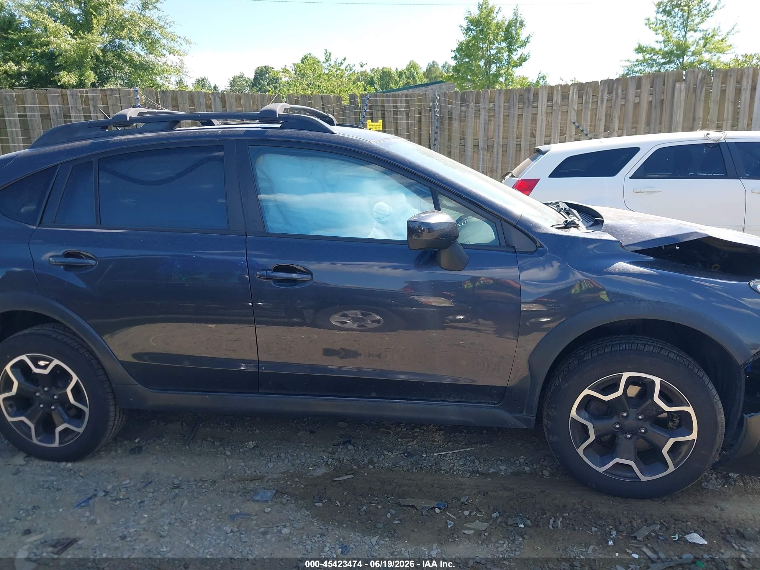2015 Subaru Xv Crosstrek 2.0i Premium Black vin: JF2GPACC6F8272537
