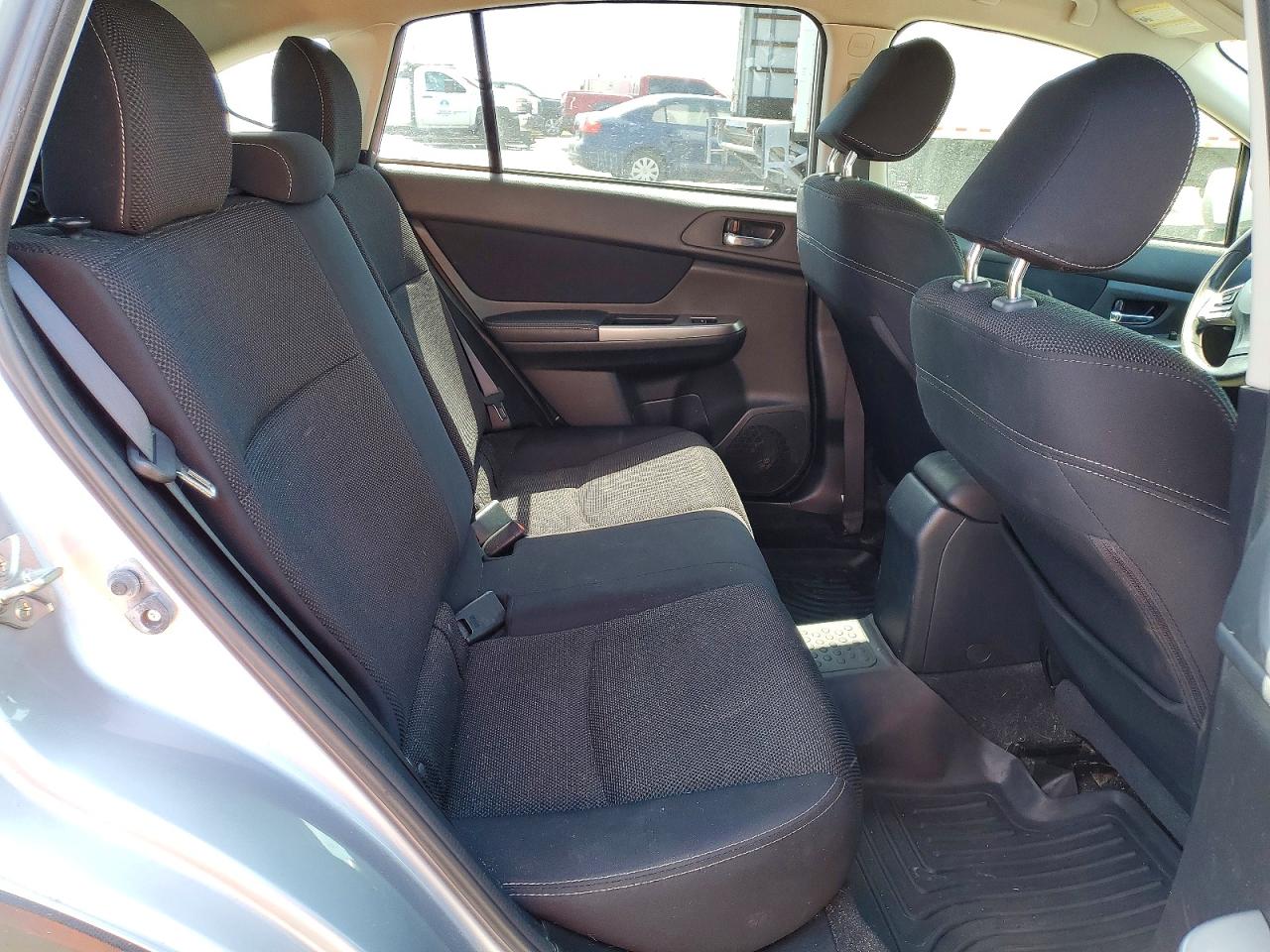 2015 Subaru Xv Crosstrek 2.0 Premium Silver vin: JF2GPACC6F8292707