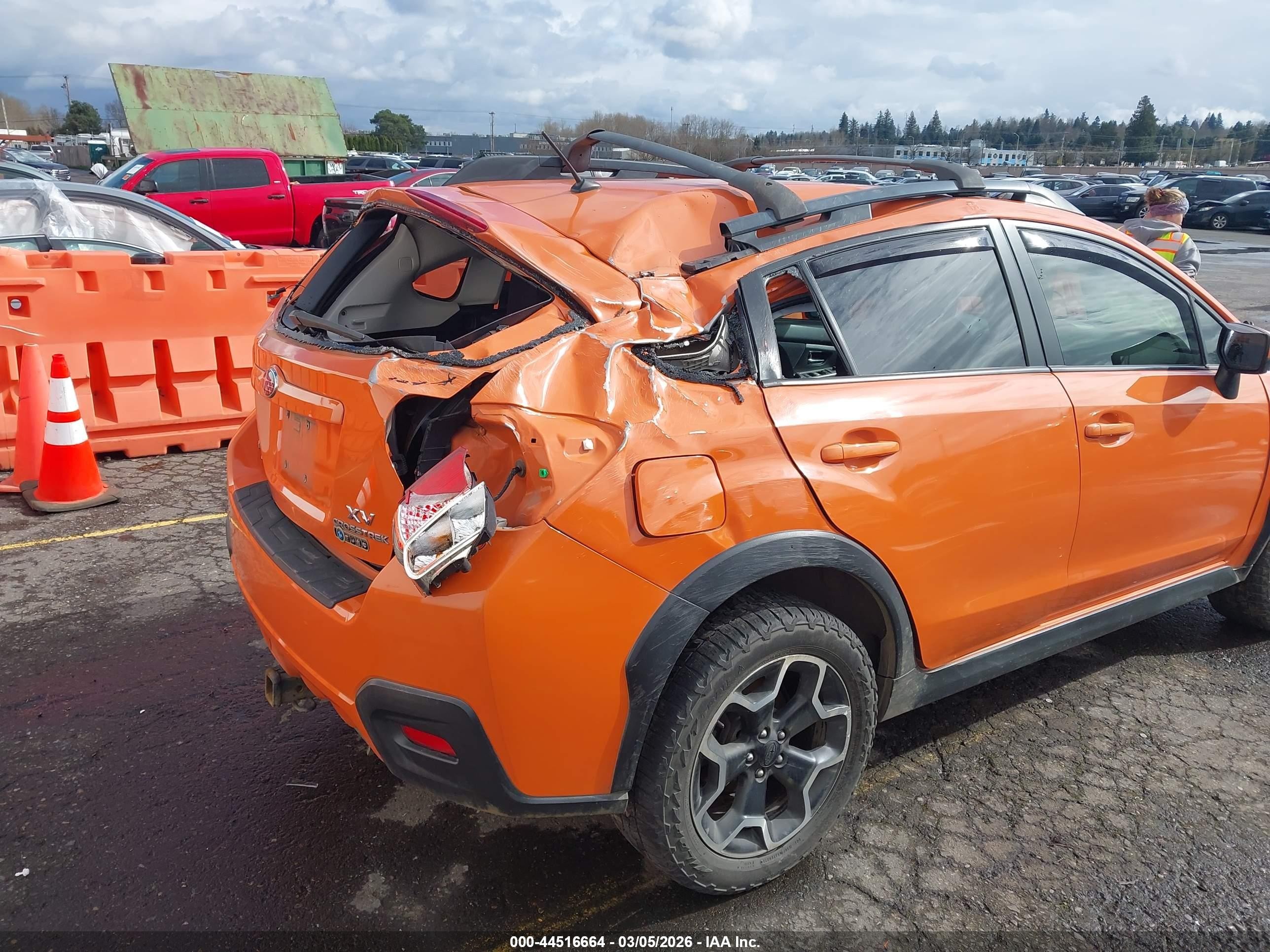 2015 Subaru Xv Crosstrek 2.0i Premium Orange vin: JF2GPACC6F8295820