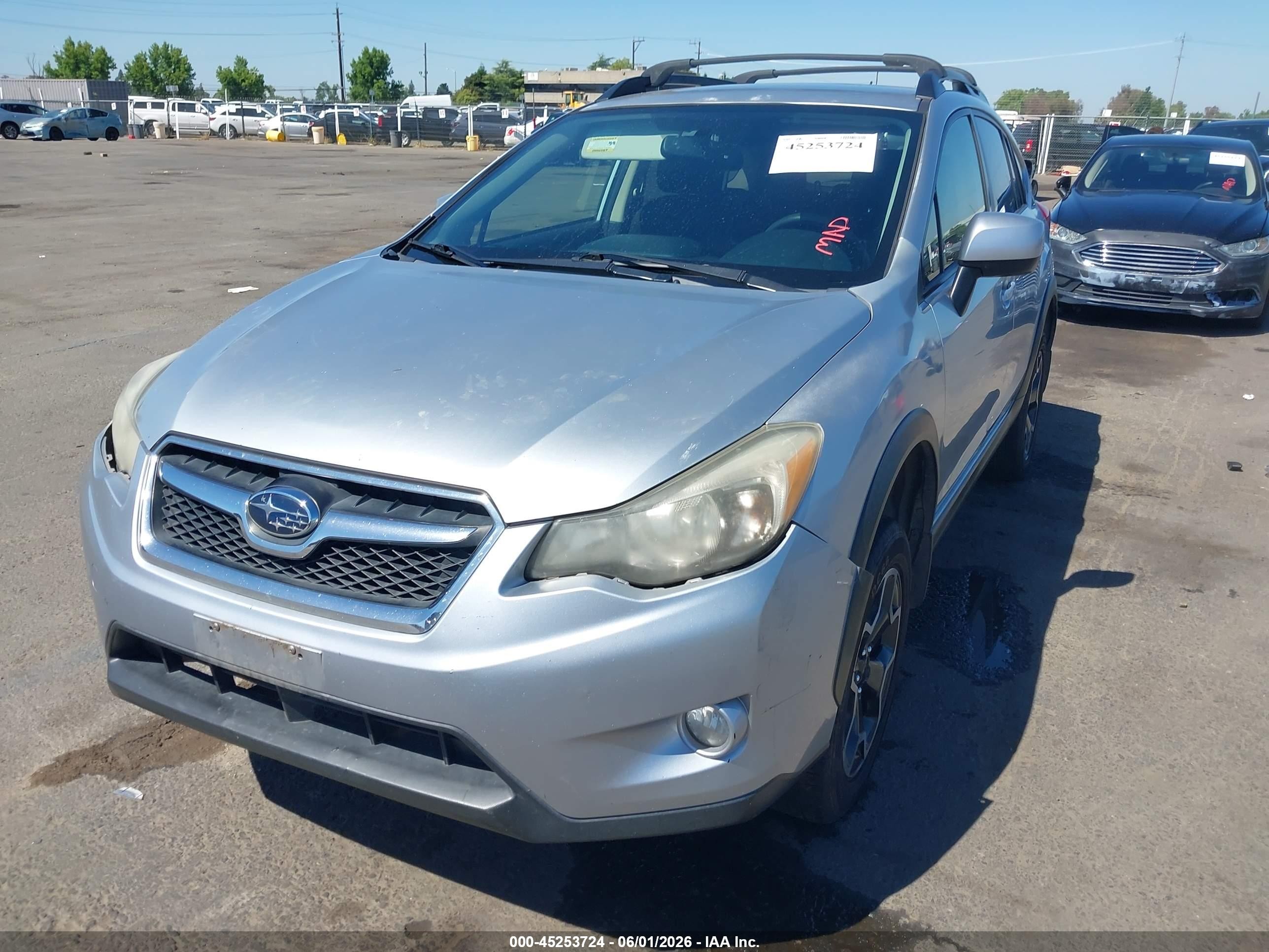 2013 Subaru Xv Crosstrek 2.0i Premium Silver vin: JF2GPACC7D1900191