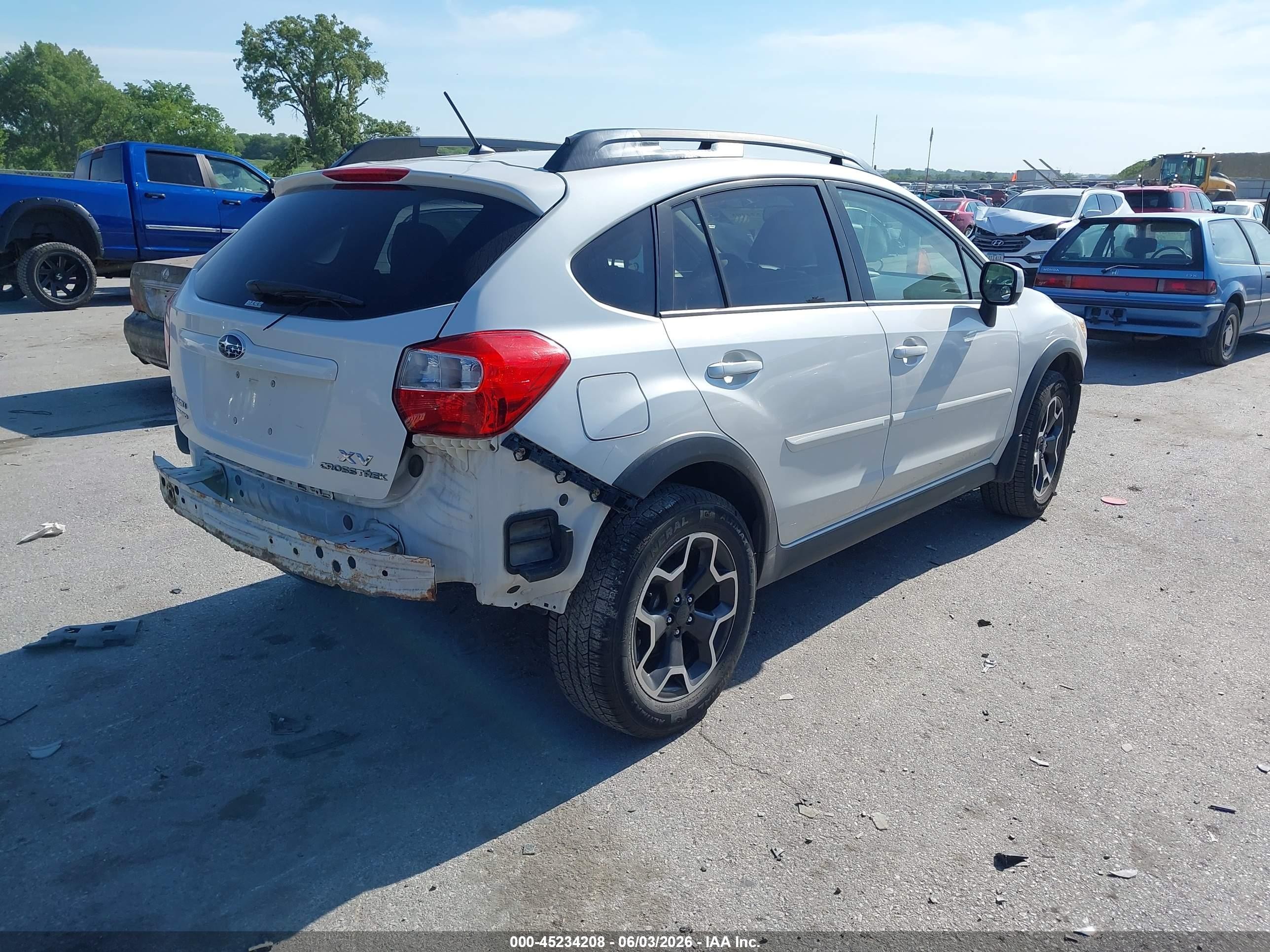 2013 Subaru Xv Crosstrek 2.0i Premium White vin: JF2GPACC7D2805138