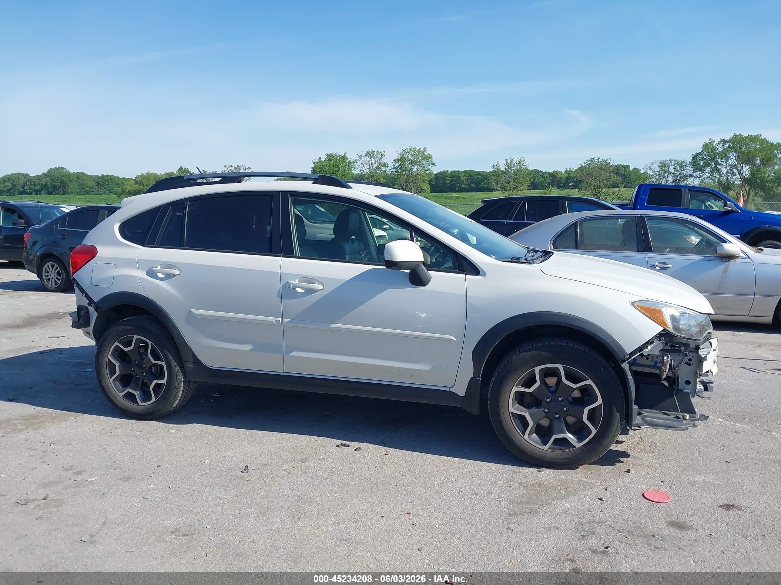2013 Subaru Xv Crosstrek 2.0i Premium White vin: JF2GPACC7D2805138