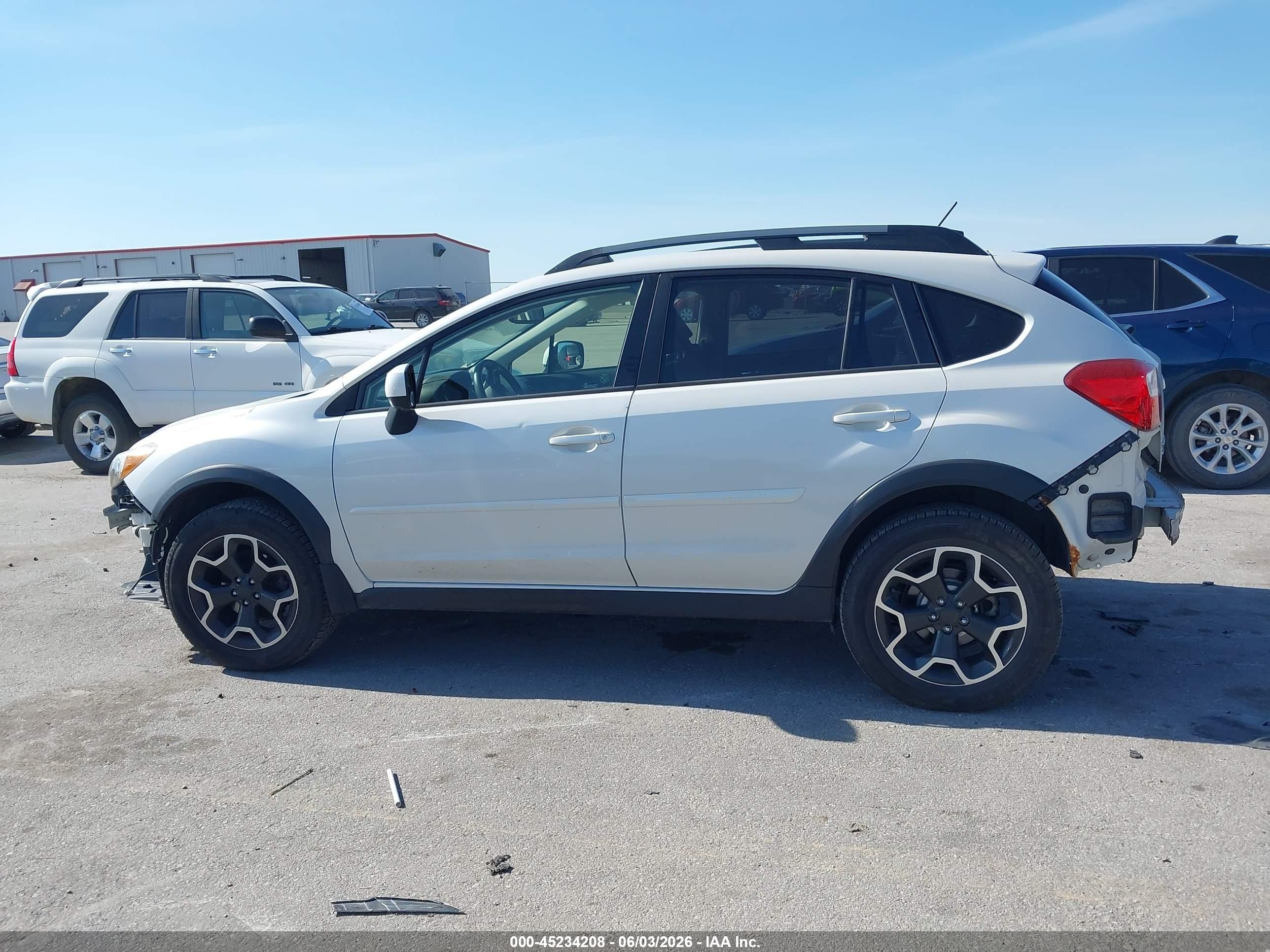 2013 Subaru Xv Crosstrek 2.0i Premium White vin: JF2GPACC7D2805138