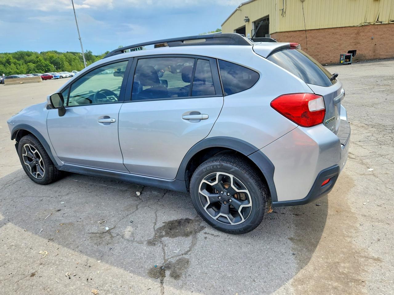 2014 Subaru Xv Crosstrek 2.0 Premium Silver vin: JF2GPACC7E8235088