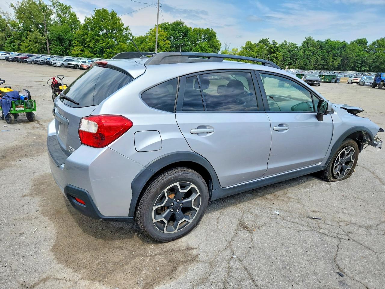 2014 Subaru Xv Crosstrek 2.0 Premium Silver vin: JF2GPACC7E8235088